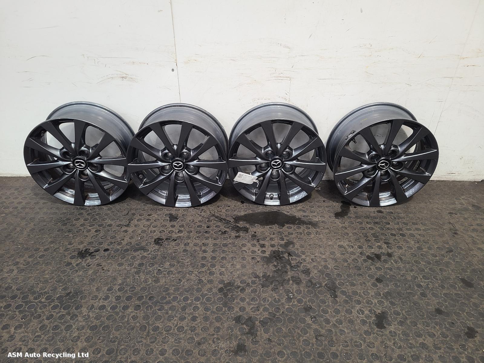 View Auto part Wheel Set Mazda Cx-30 2021