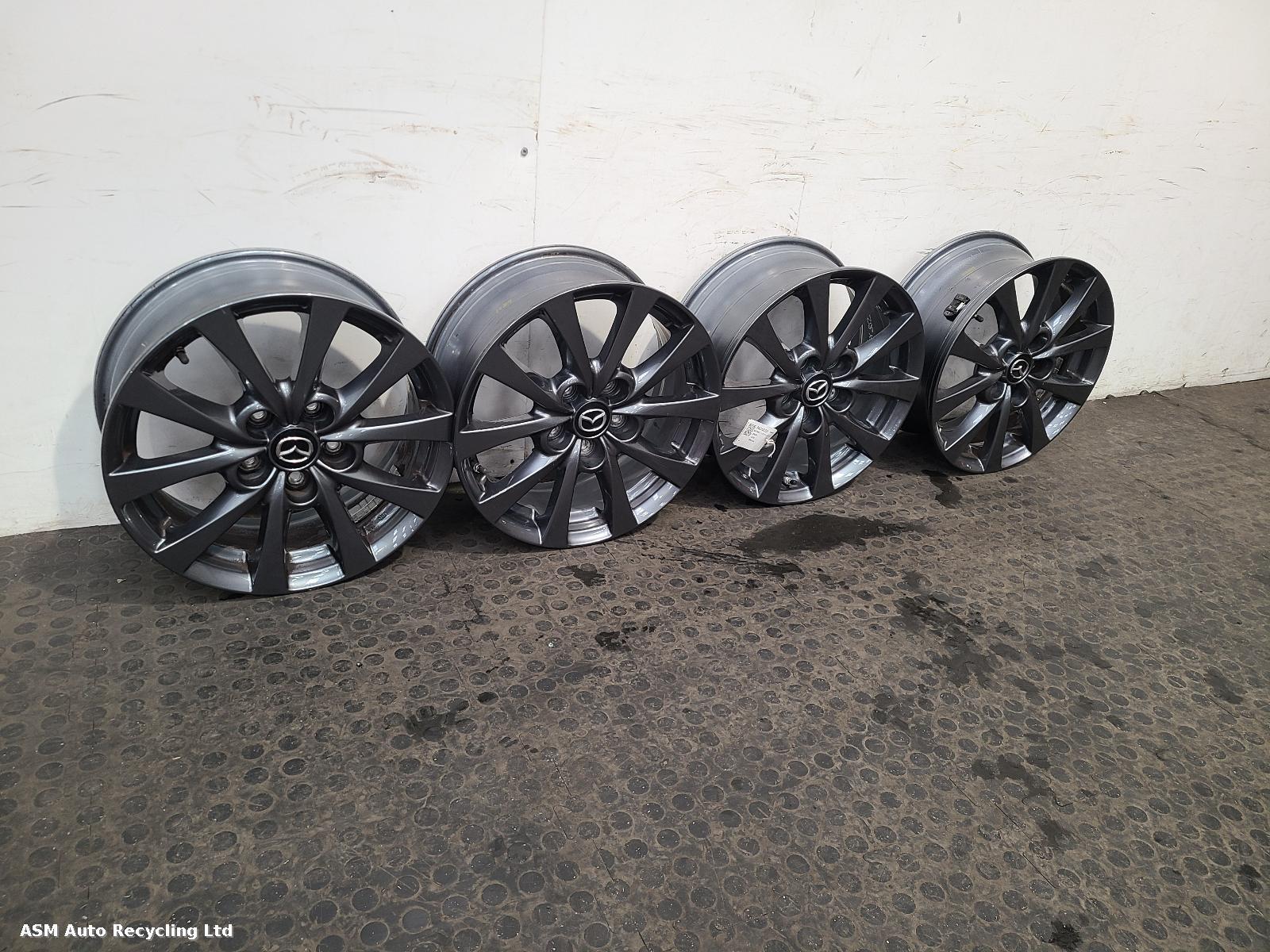 View Auto part Wheel Set Mazda Cx-30 2021