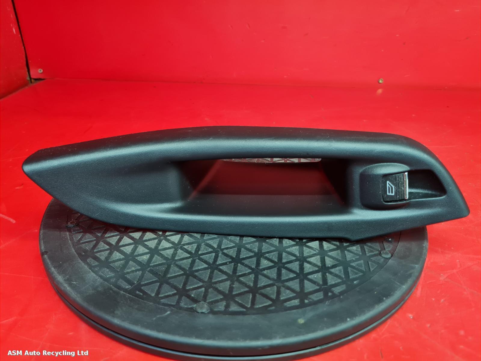 View Auto part Elect. Window Switch Ford Focus 2014