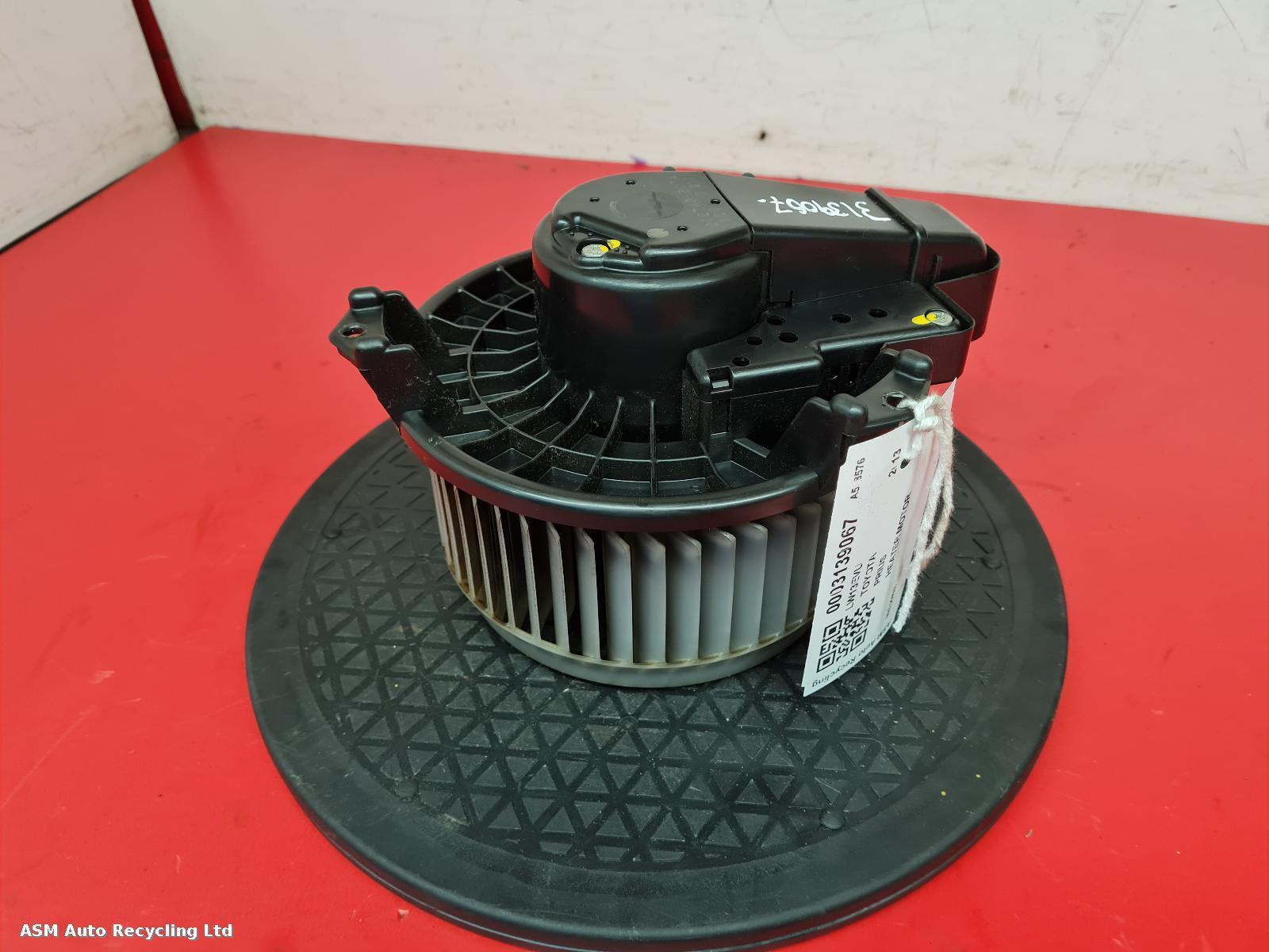 View Auto part Heater Motor/Assembly Toyota Prius 2013