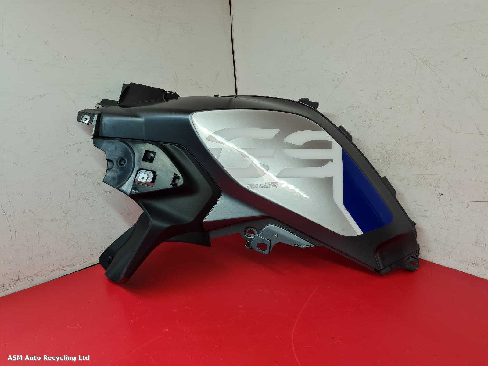 View Auto part Tank Trim Bmw R1250 Gs Te 2022