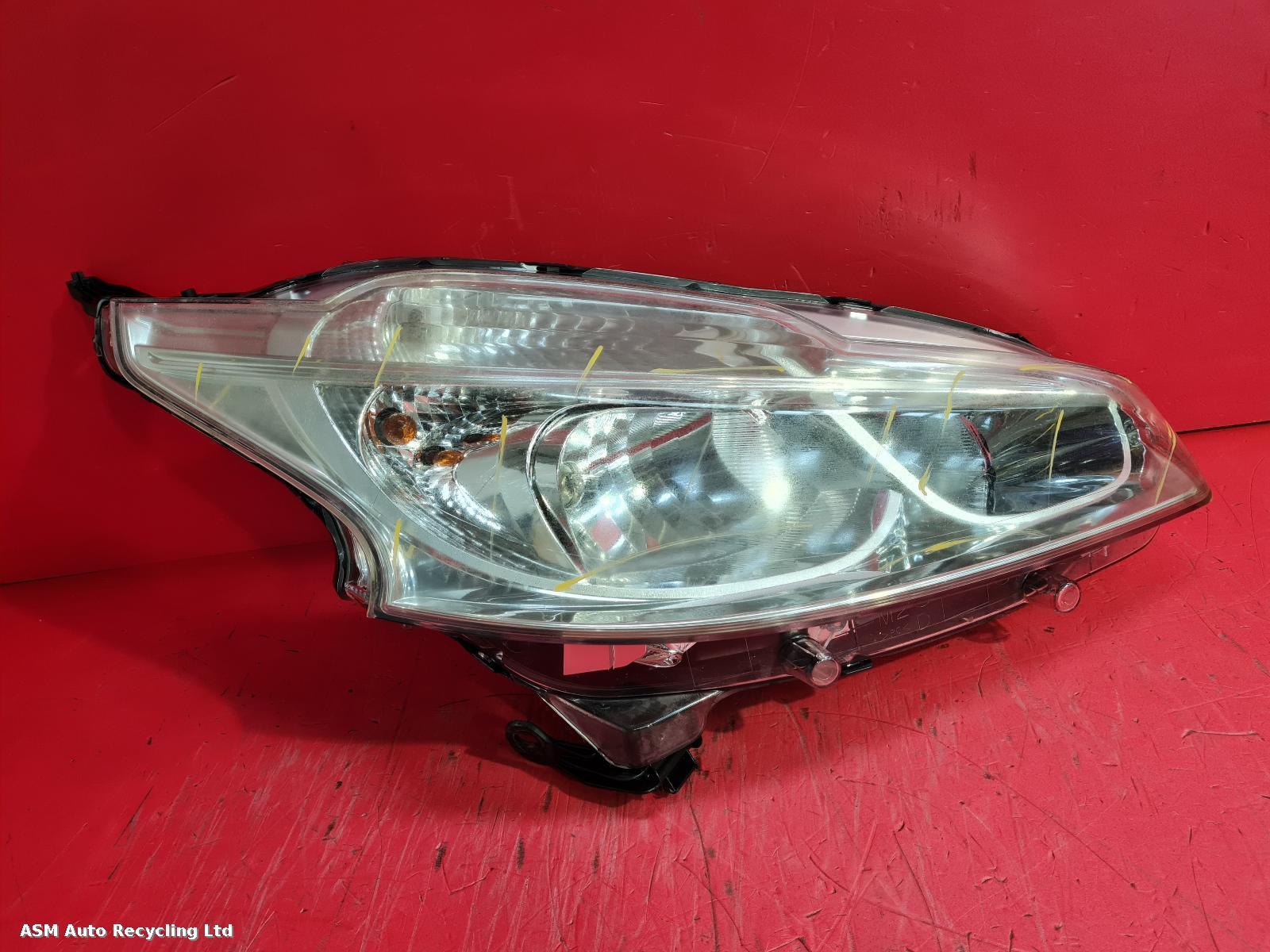 View Auto part R Headlamp Peugeot 208 2013