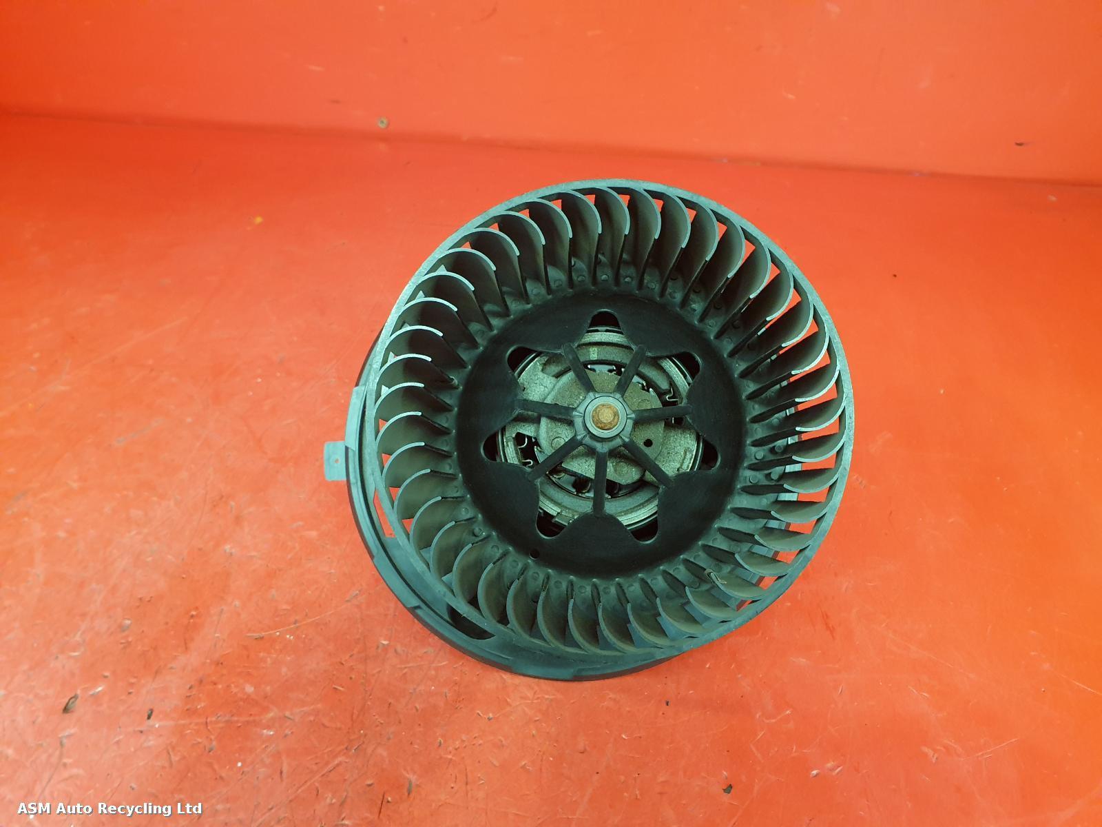 View Auto part Heater Motor/Assembly Skoda Octavia 2011