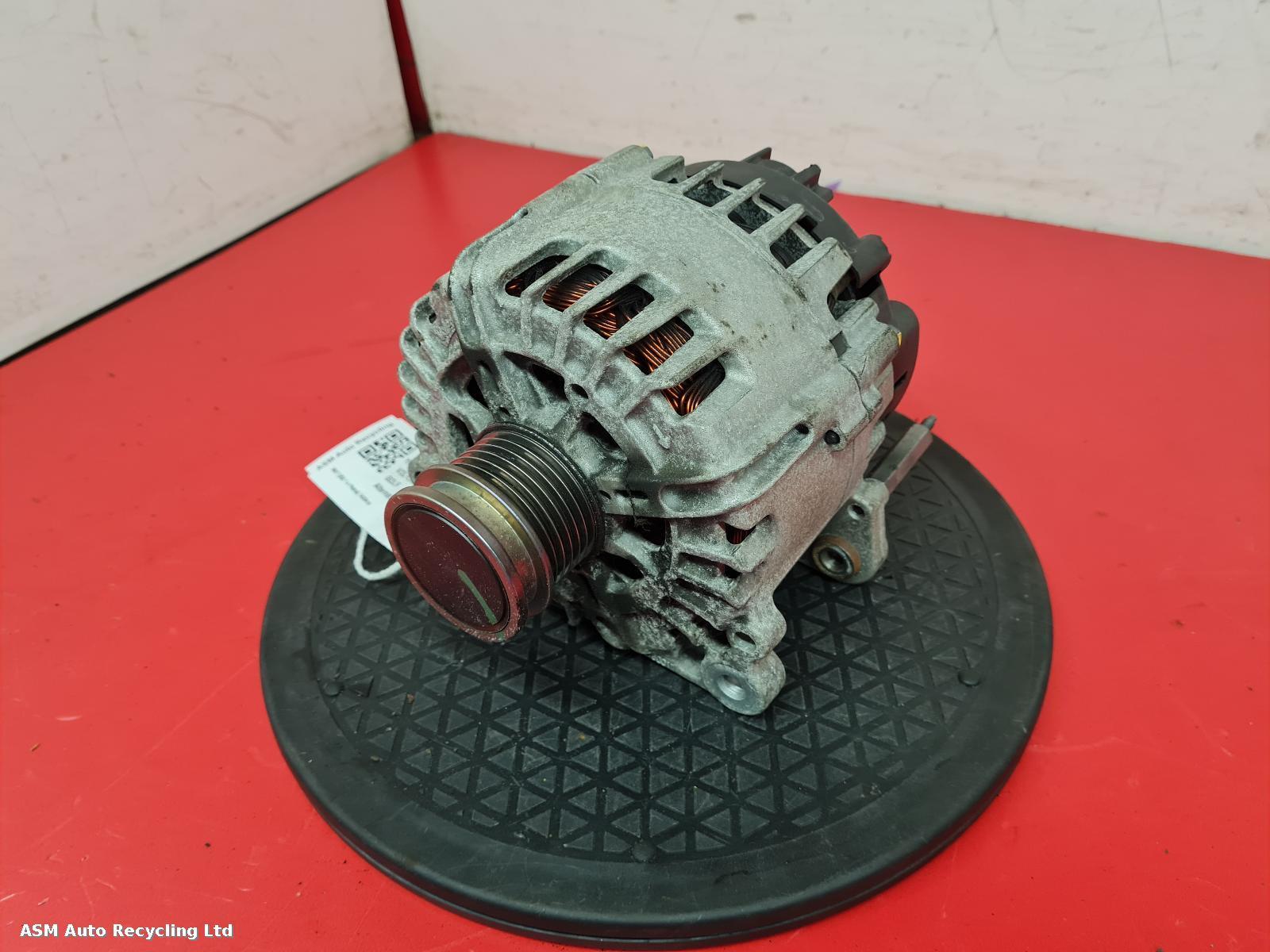 View Auto part Alternator Volkswagen Golf 2013