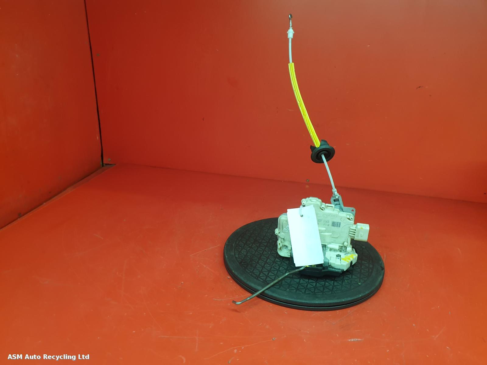 View Auto part Door Lock Assembly Audi A3 2010