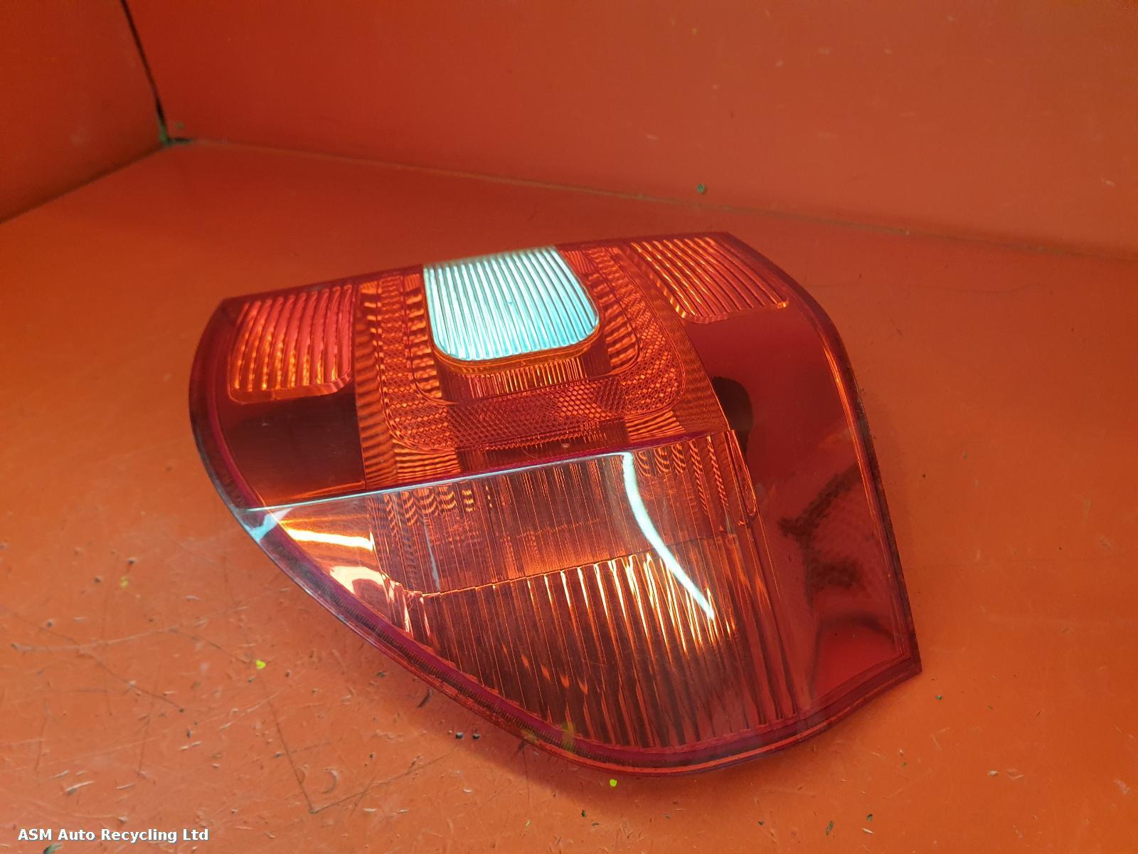 View Auto part R Taillight Skoda Yeti 2016