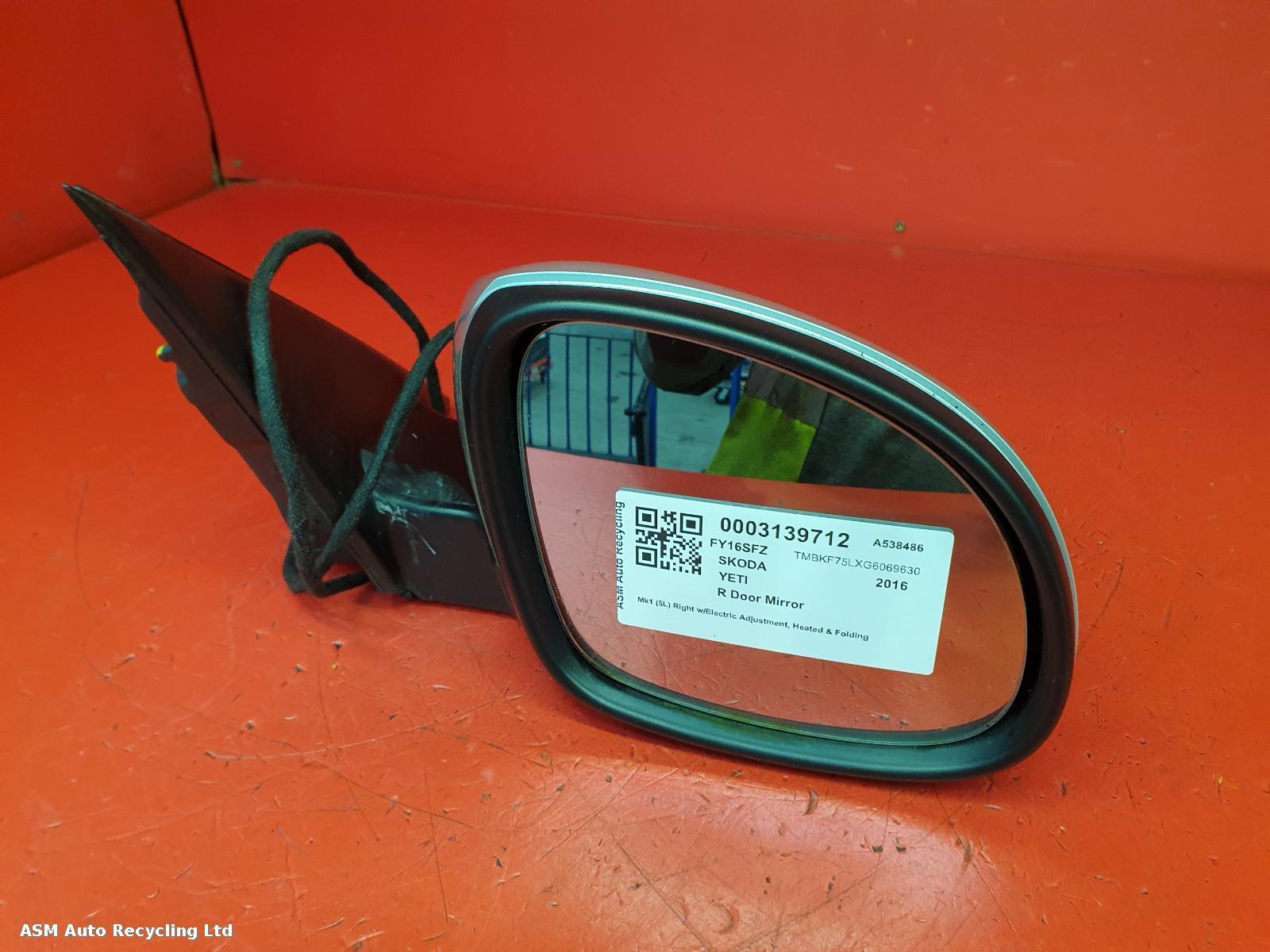 View Auto part R Door Mirror Skoda Yeti 2016