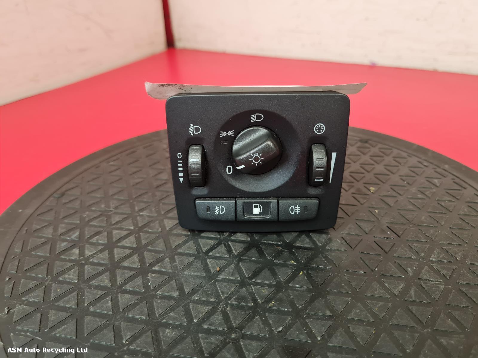 View Auto part Headlight Switch Volvo C30 2010