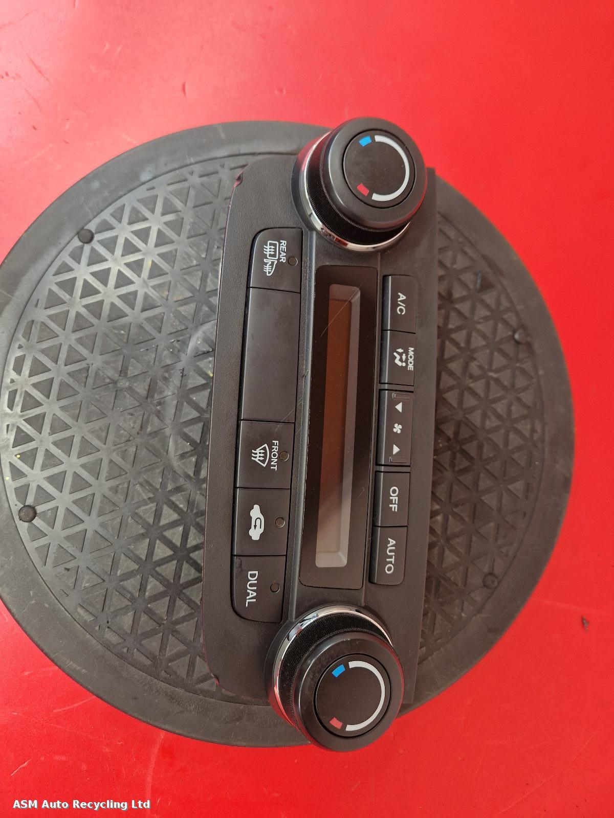 View Auto part Heater/AC Controller Honda Crv 2010