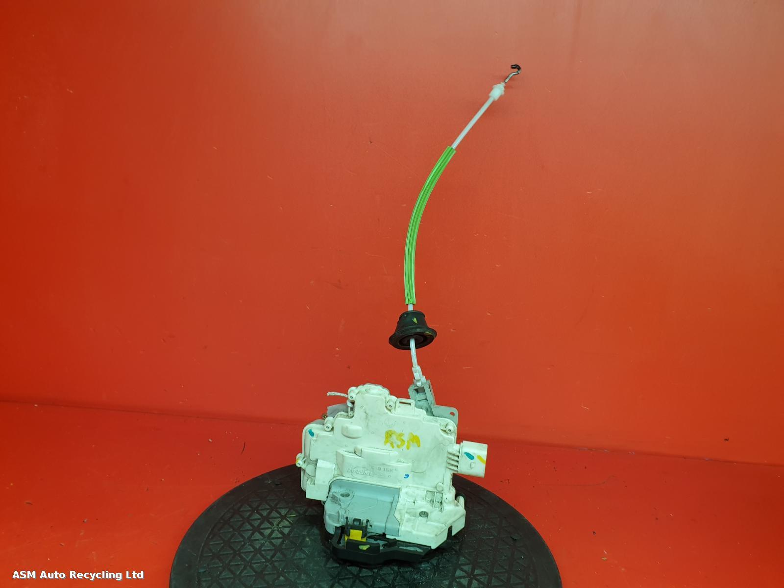 View Auto part Door Lock Assembly Audi A3 2009