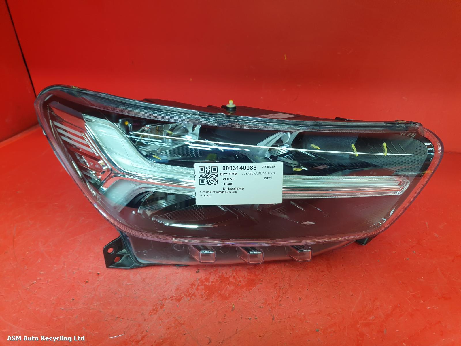 View Auto part R Headlamp Volvo Xc40 2021