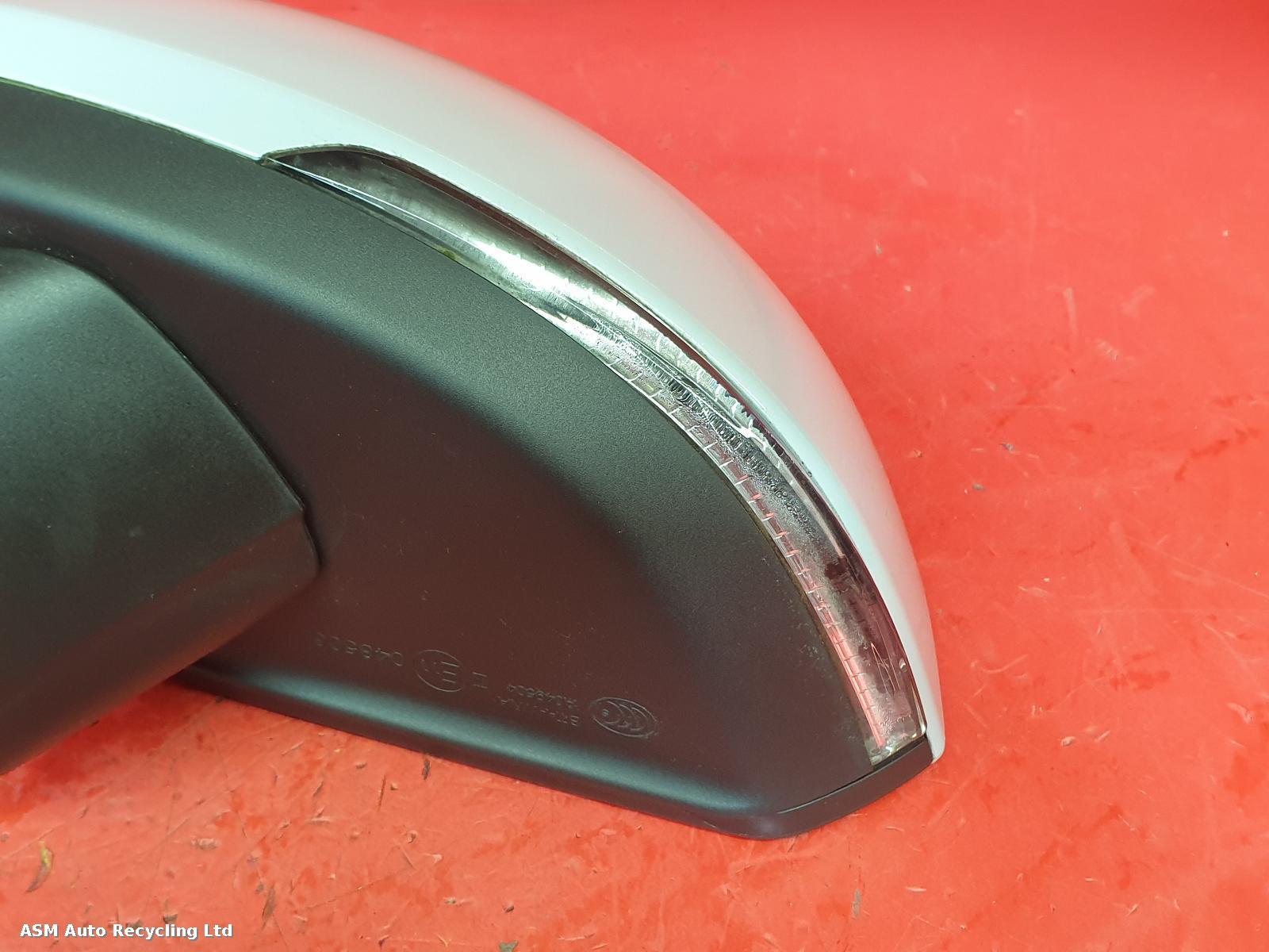 View Auto part L Door Mirror Volvo Xc40 2021