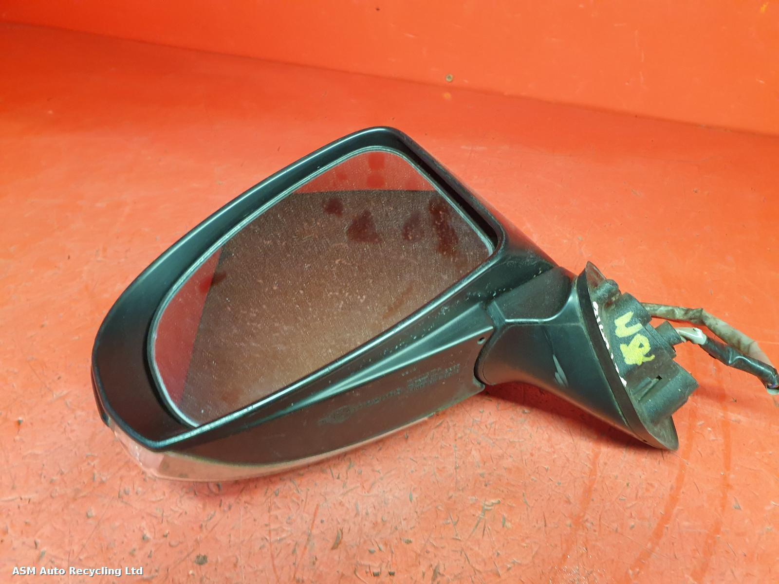 View Auto part L Door Mirror Toyota Prius 2011