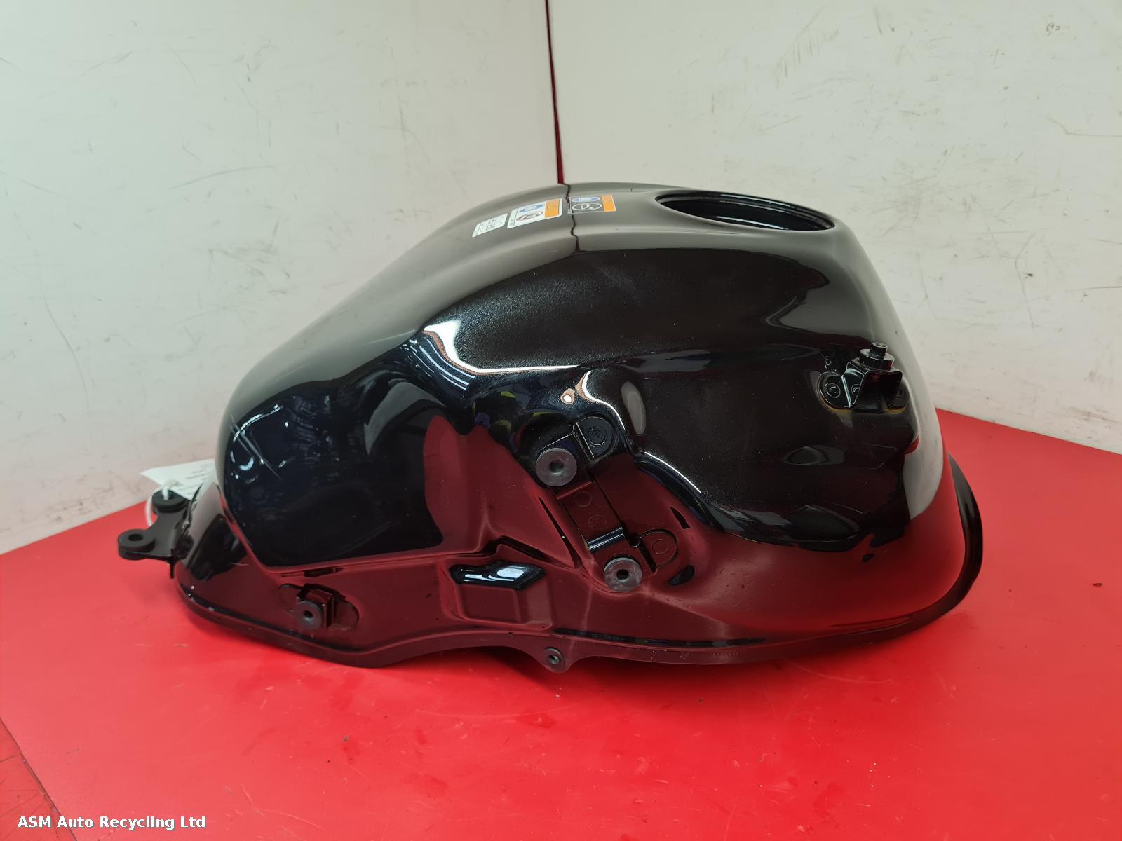 View Auto part Fuel Tank Kawasaki Kle 650 Versys 2023