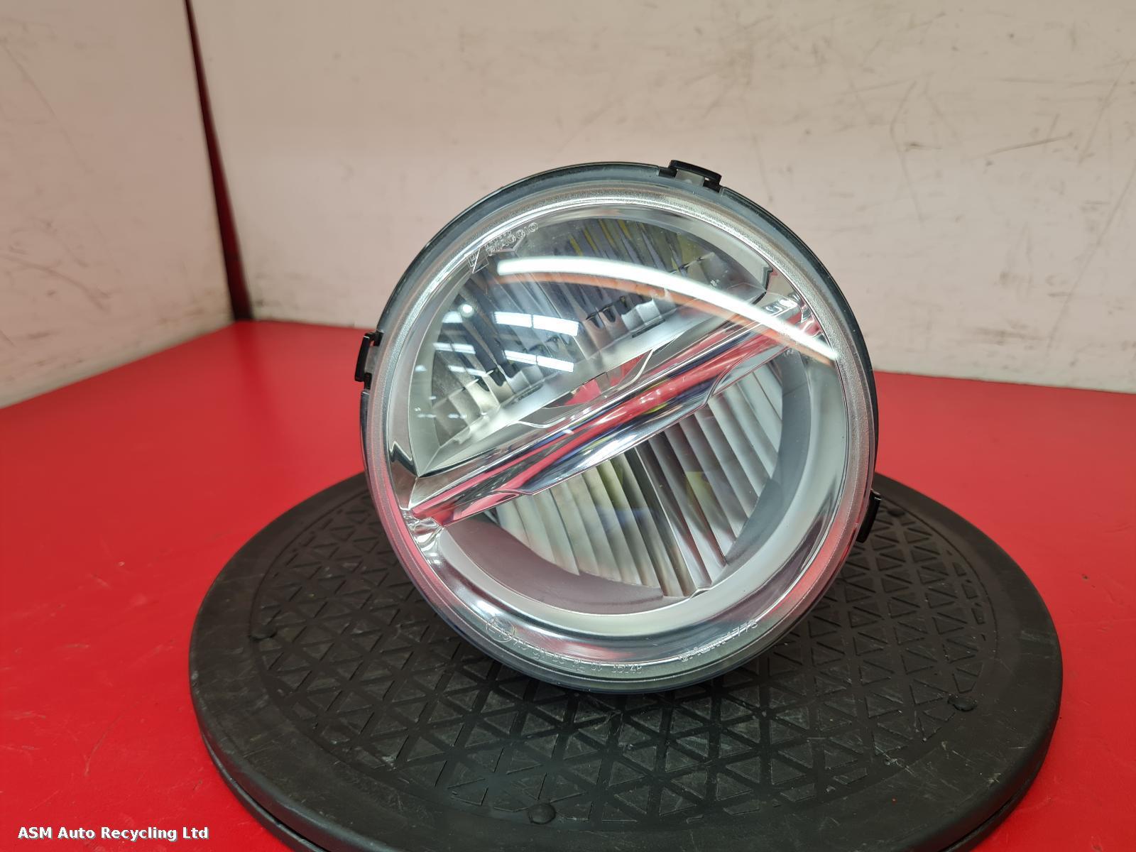 View Auto part Headlamp Vespa Primavera 2019