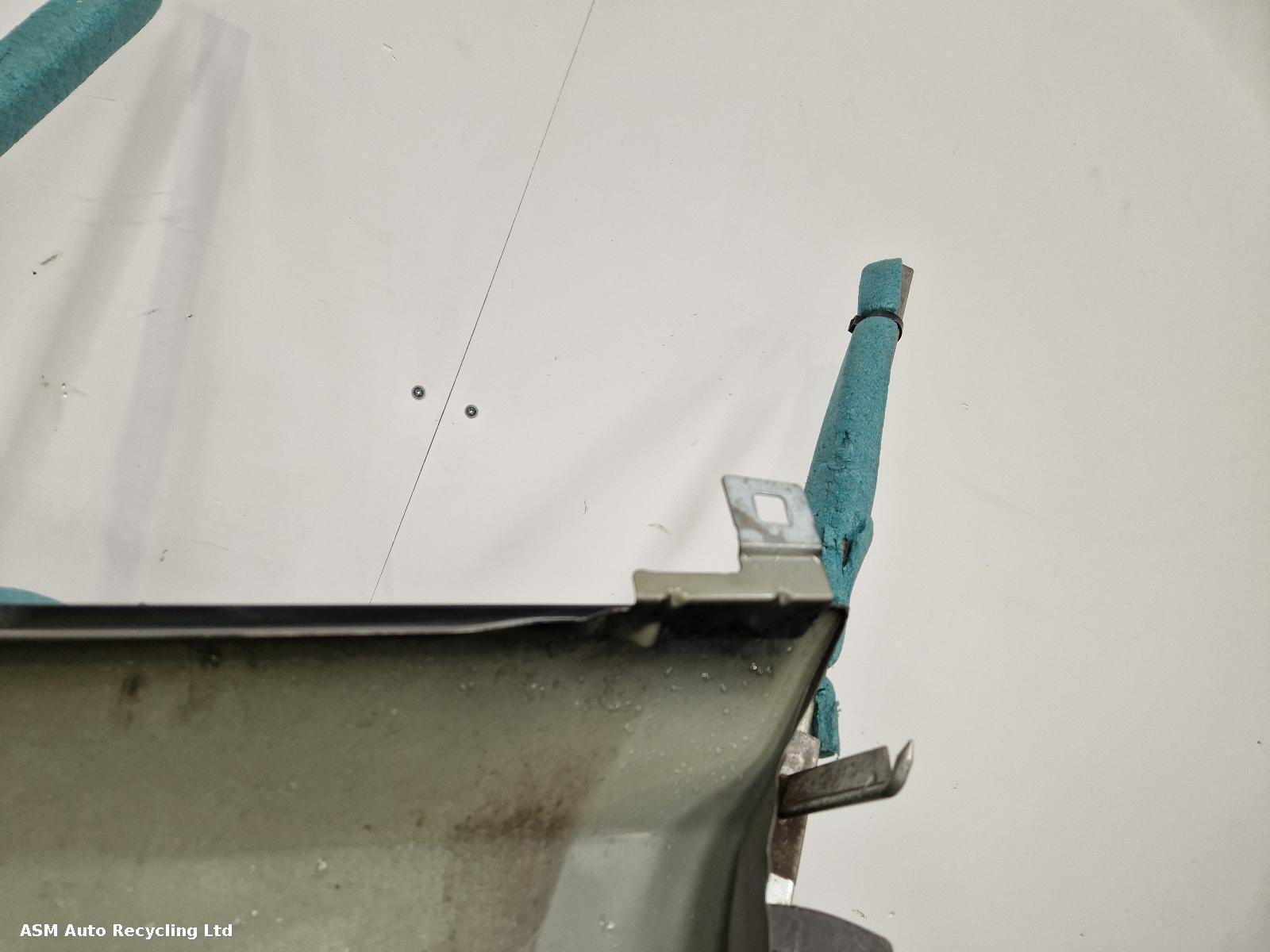 View Auto part R Wing Ford Focus 2012
