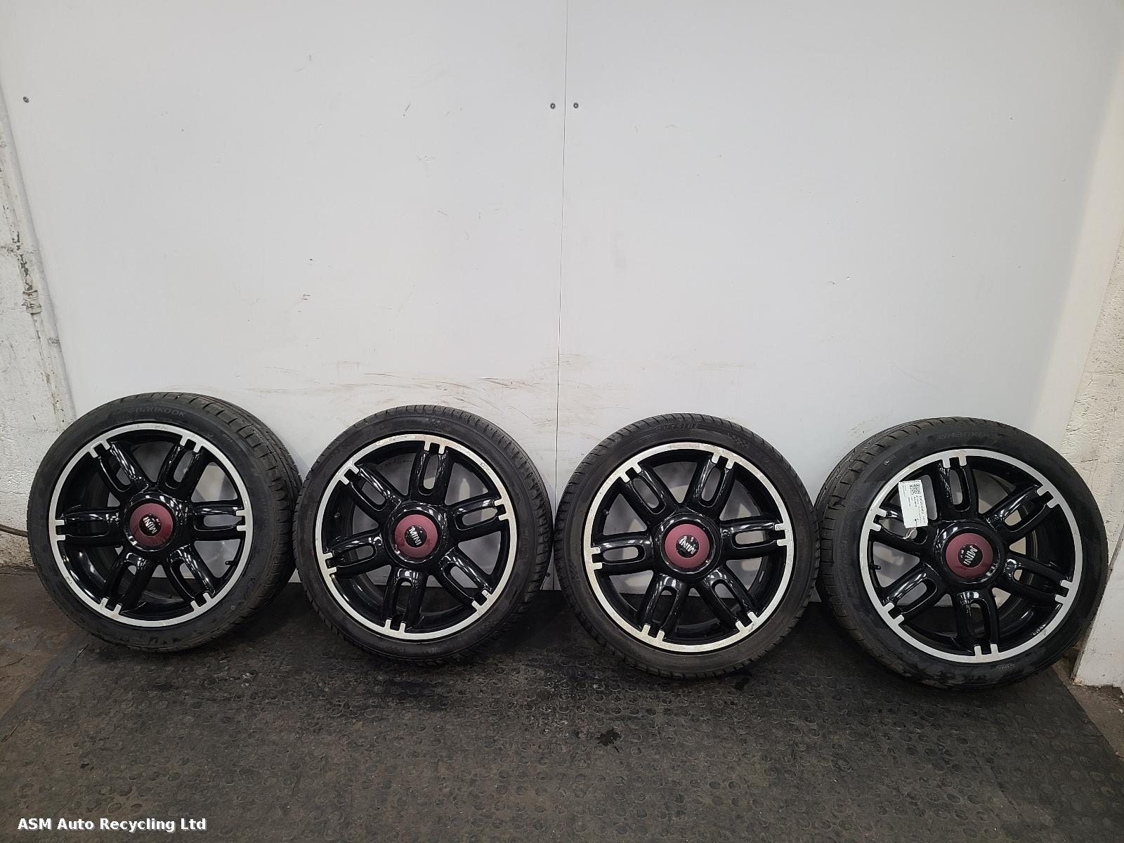 View Auto part Wheel Set Mini (bmw) Mini 2011