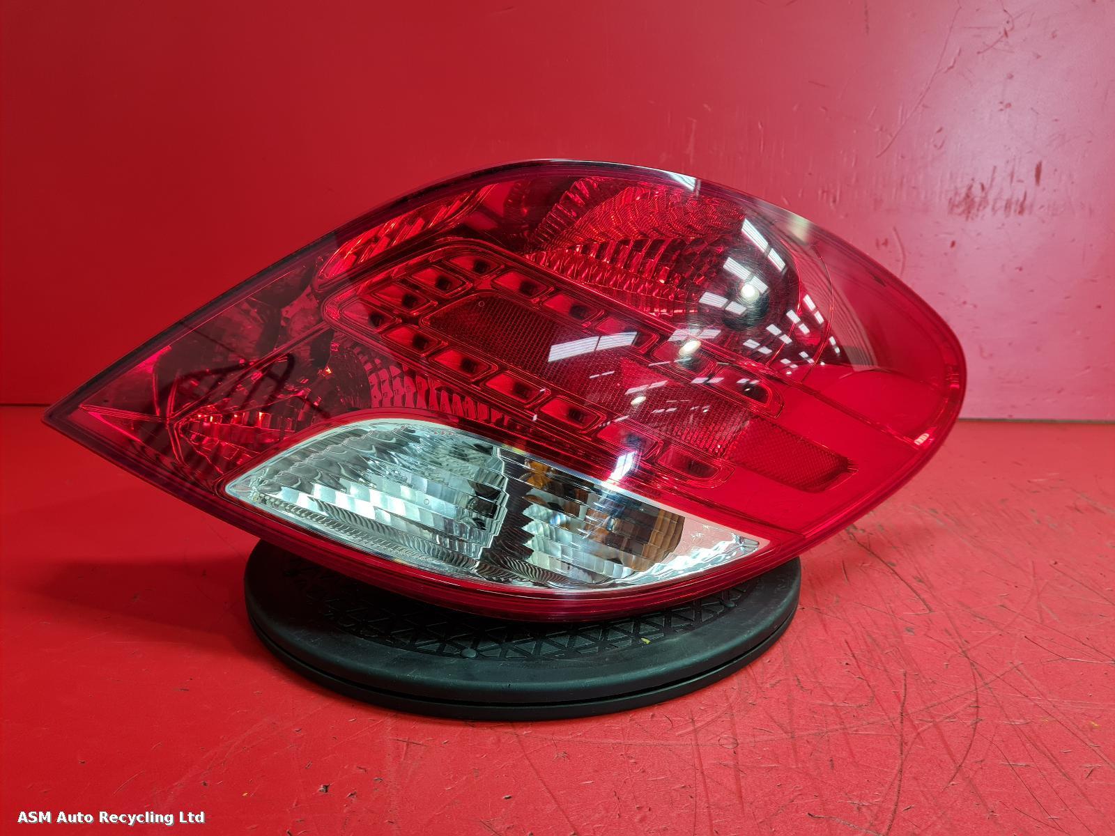 View Auto part R Taillight Peugeot 207 2010