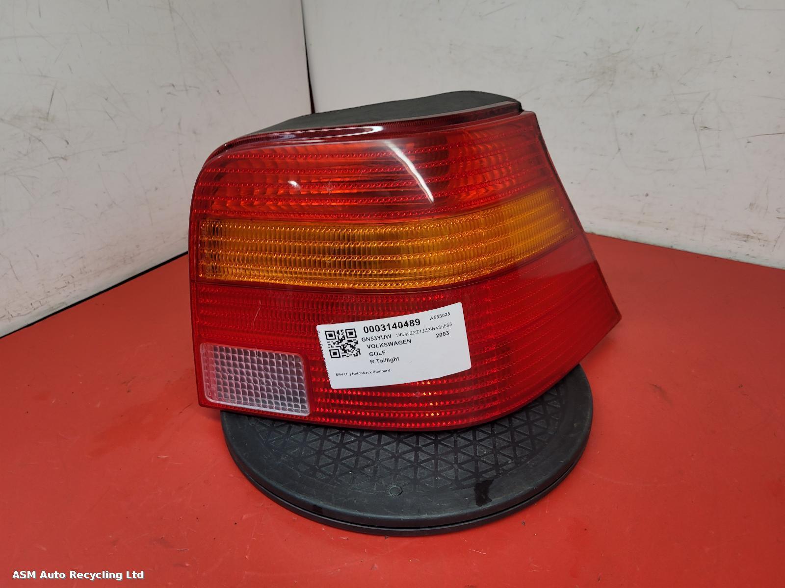 View Auto part R Taillight Volkswagen Golf 2003