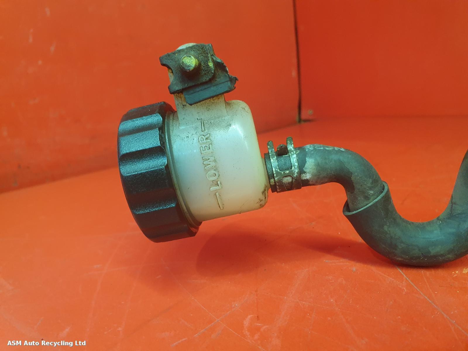 View Auto part Right Footrest Yamaha Xj 900 1996