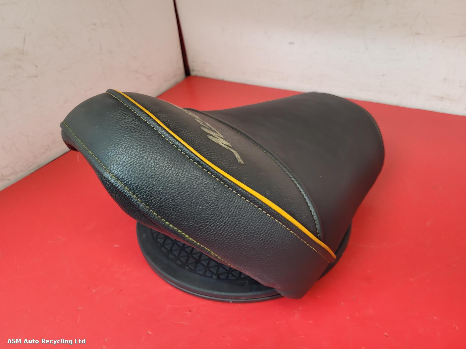 View Auto part Front Seat Suzuki Vz800 1998