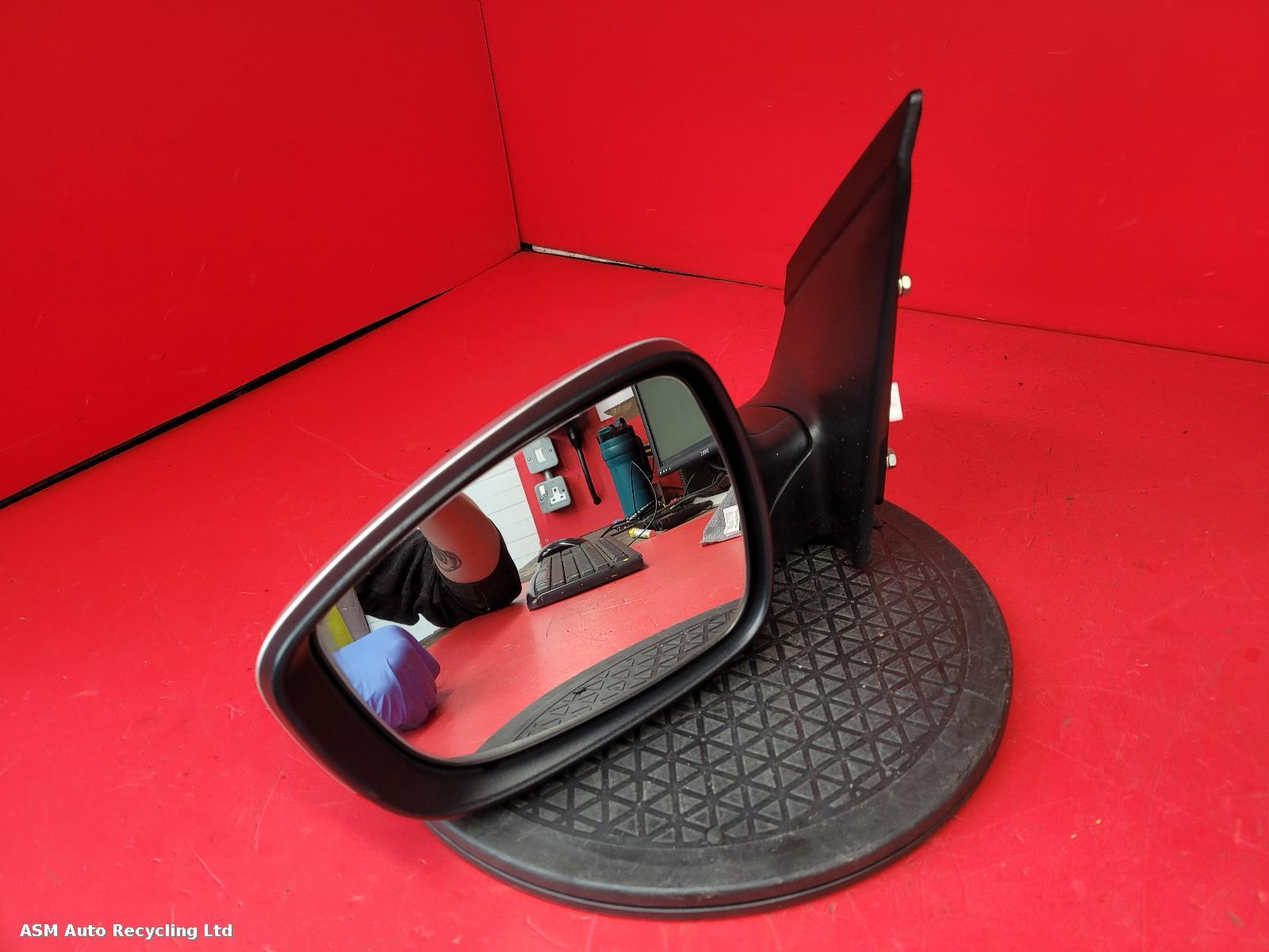 View Auto part L Door Mirror Hyundai I30 2013