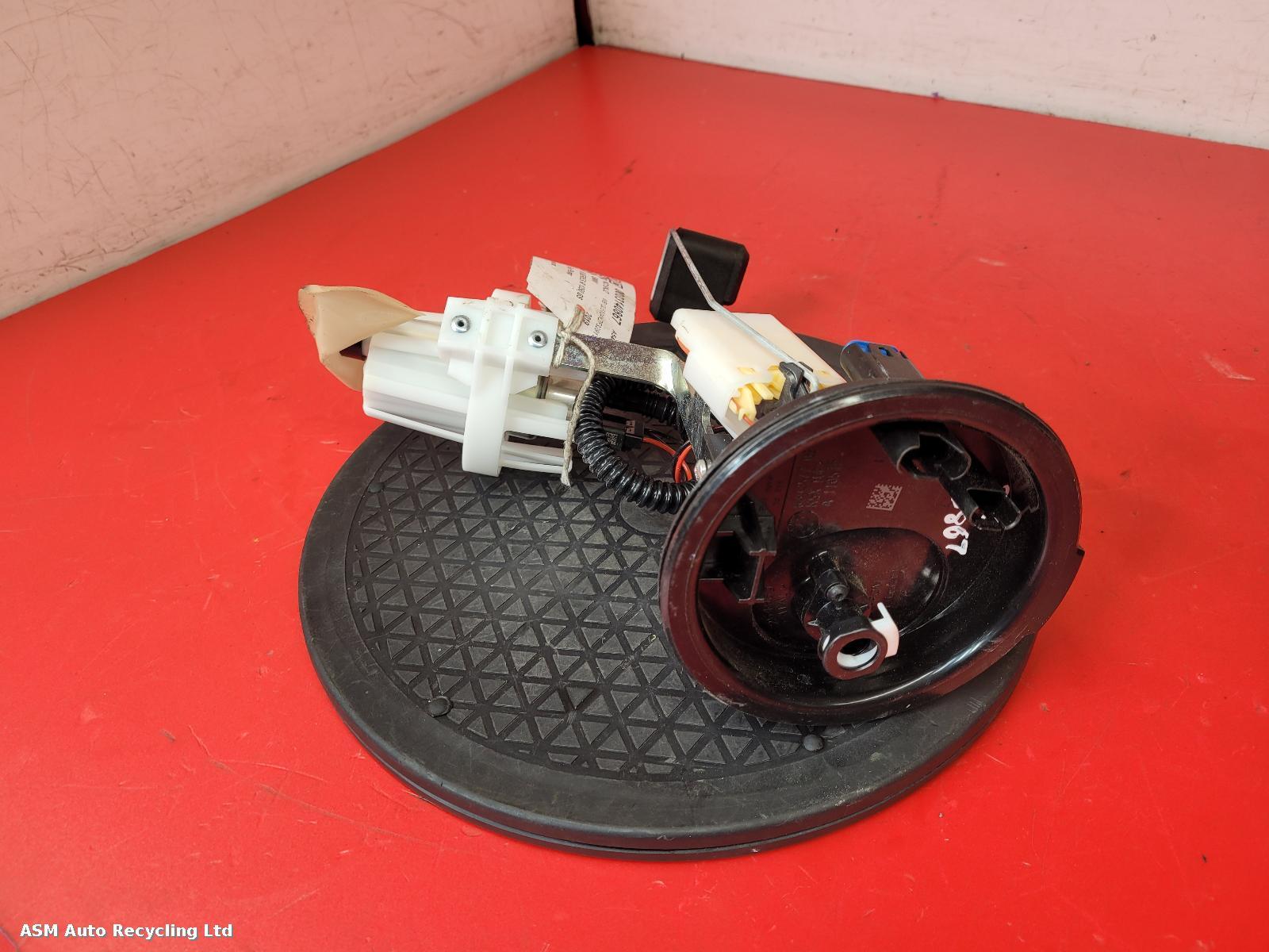 View Auto part Fuel Pump Bmw R1250 Gs Adventure 2019