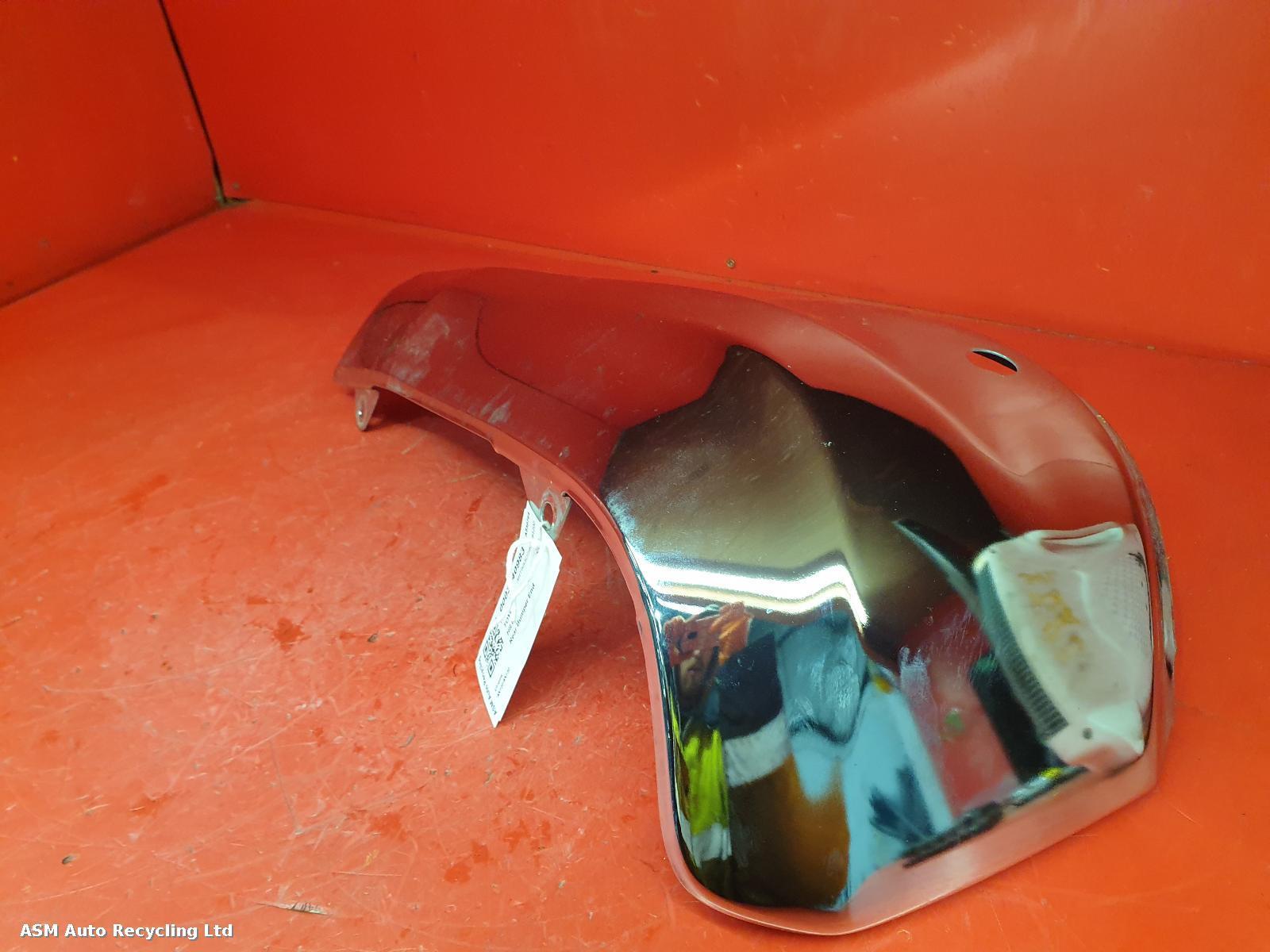 View Auto part Rear Bumper End Toyota Hilux 2024