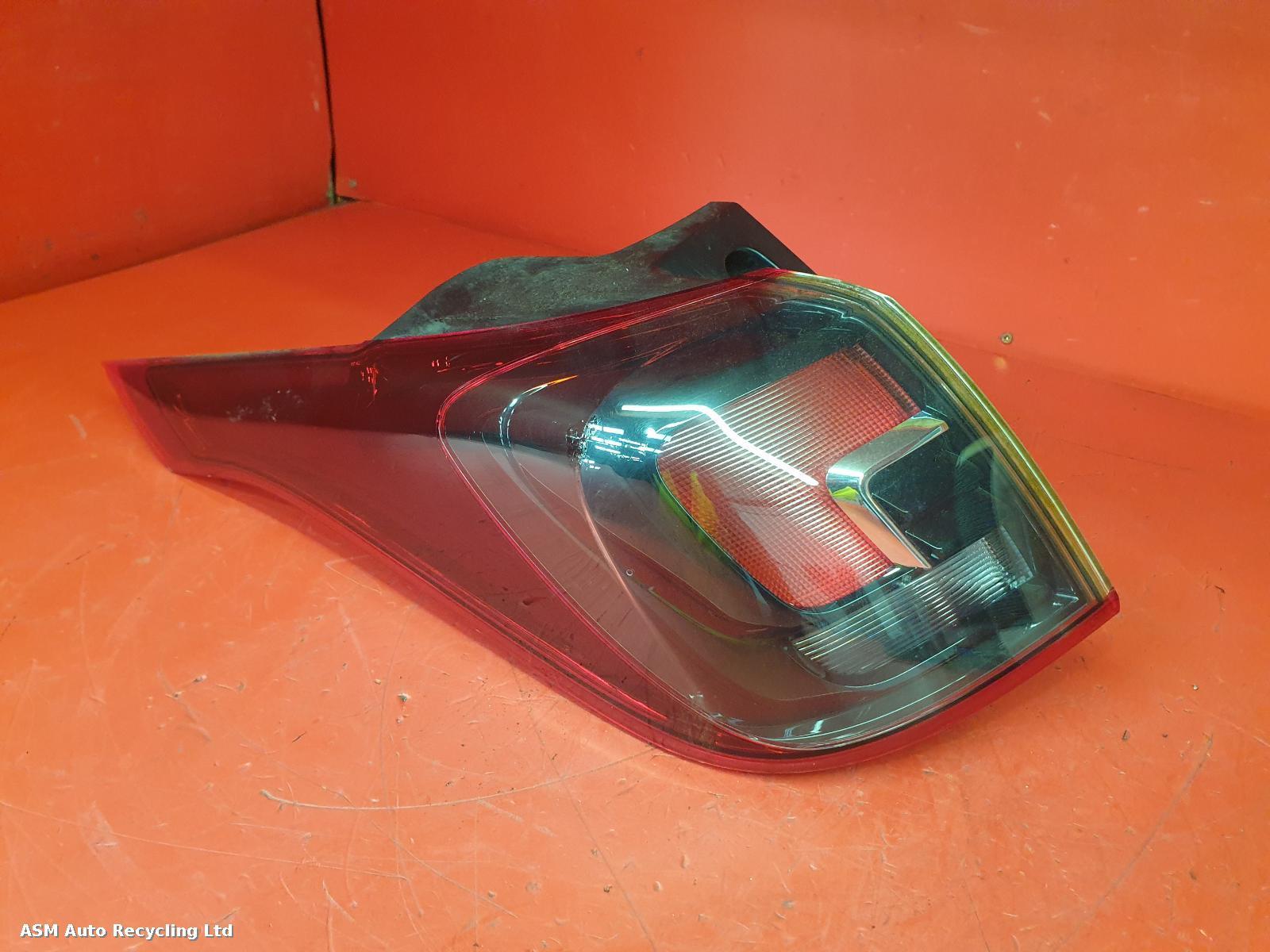 View Auto part L Taillight Vauxhall Crossland X 2018