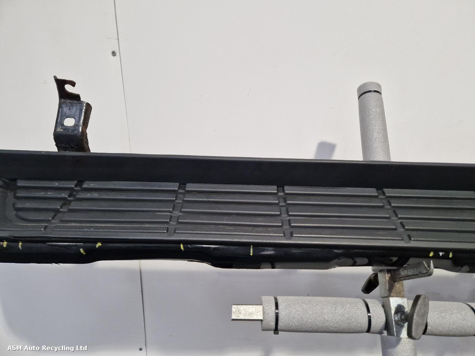 View Auto part Side Step/Rail Ford Ranger 2021