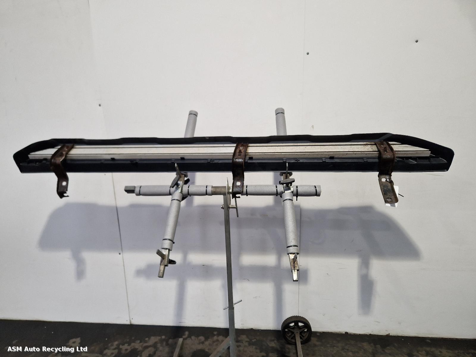 View Auto part Side Step/Rail Ford Ranger 2021