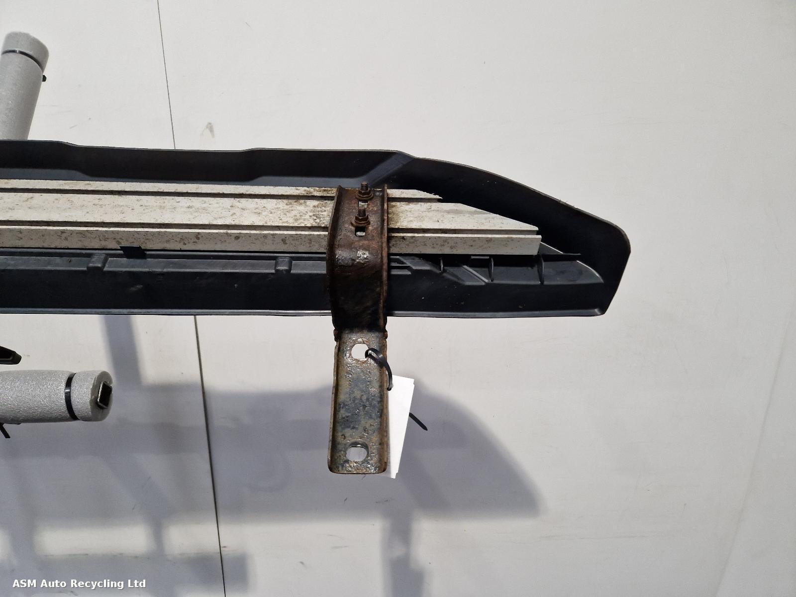 View Auto part Side Step/Rail Ford Ranger 2021