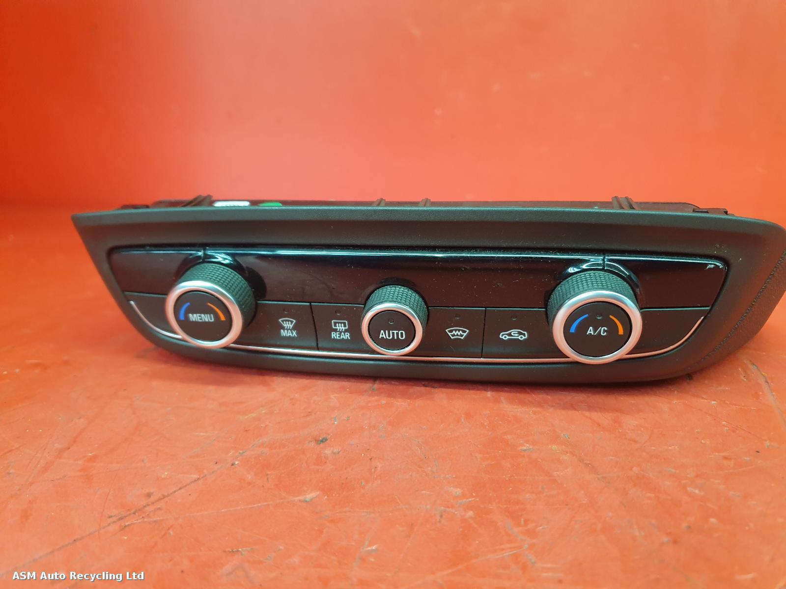 View Auto part Heater/AC Controller Vauxhall Crossland X 2018