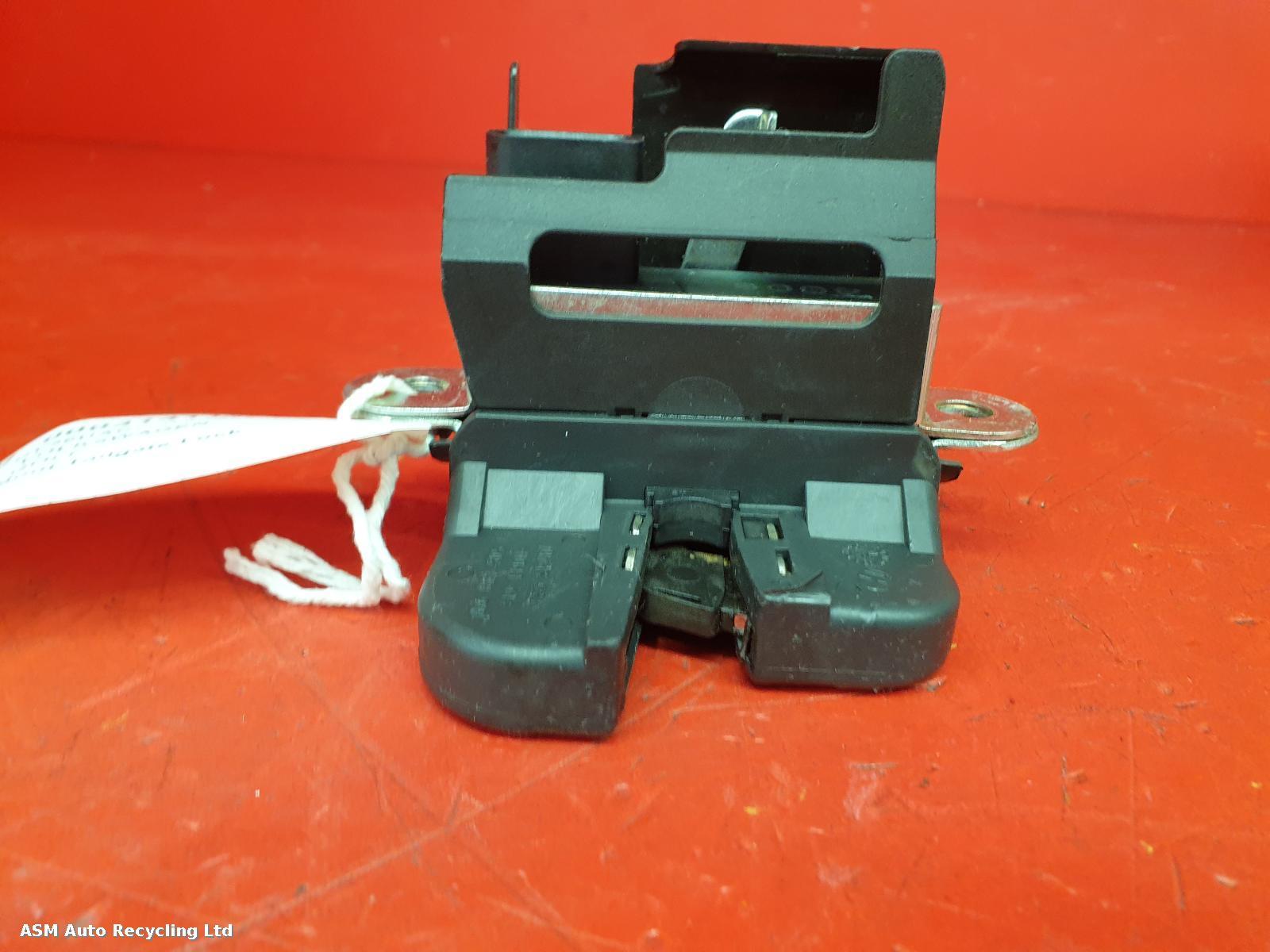 View Auto part Bootlid/Tailgate Lock Volkswagen Golf 2006