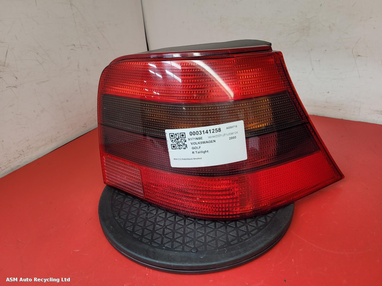 View Auto part R Taillight Volkswagen Golf 2000