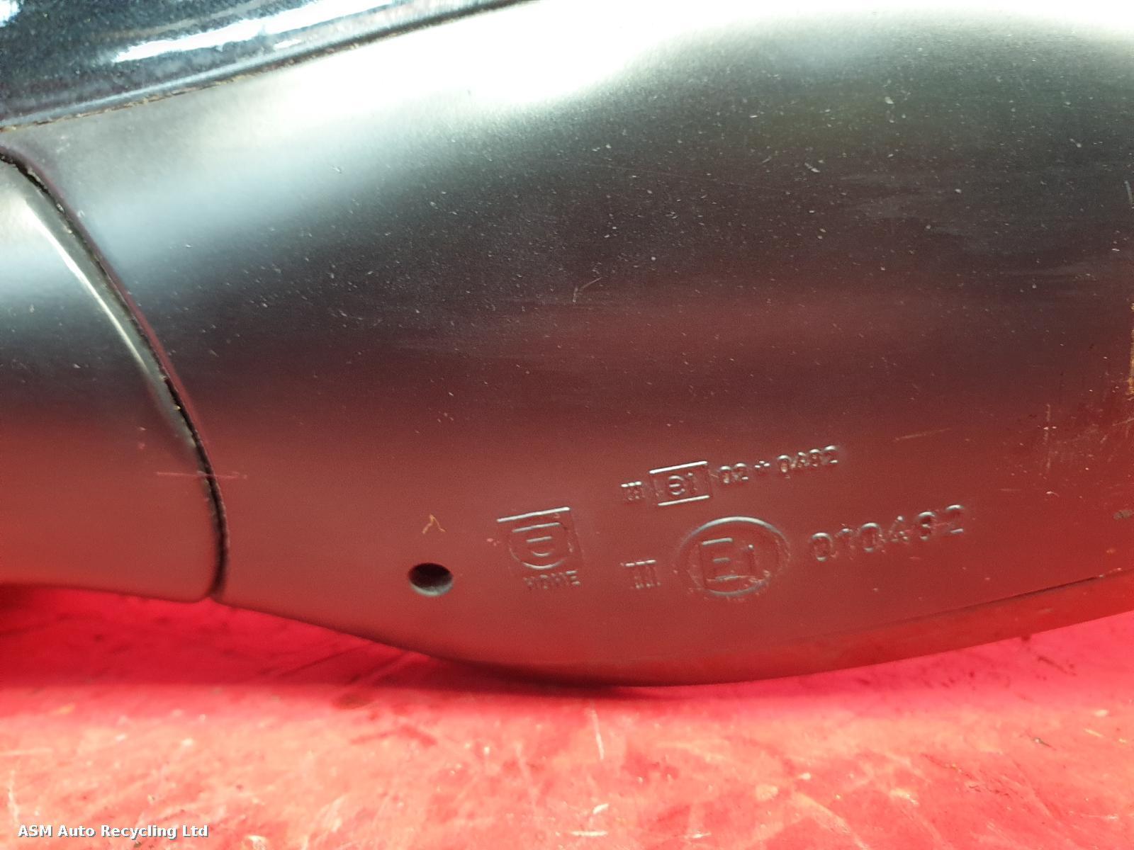 View Auto part L Door Mirror Porsche Boxster 2001
