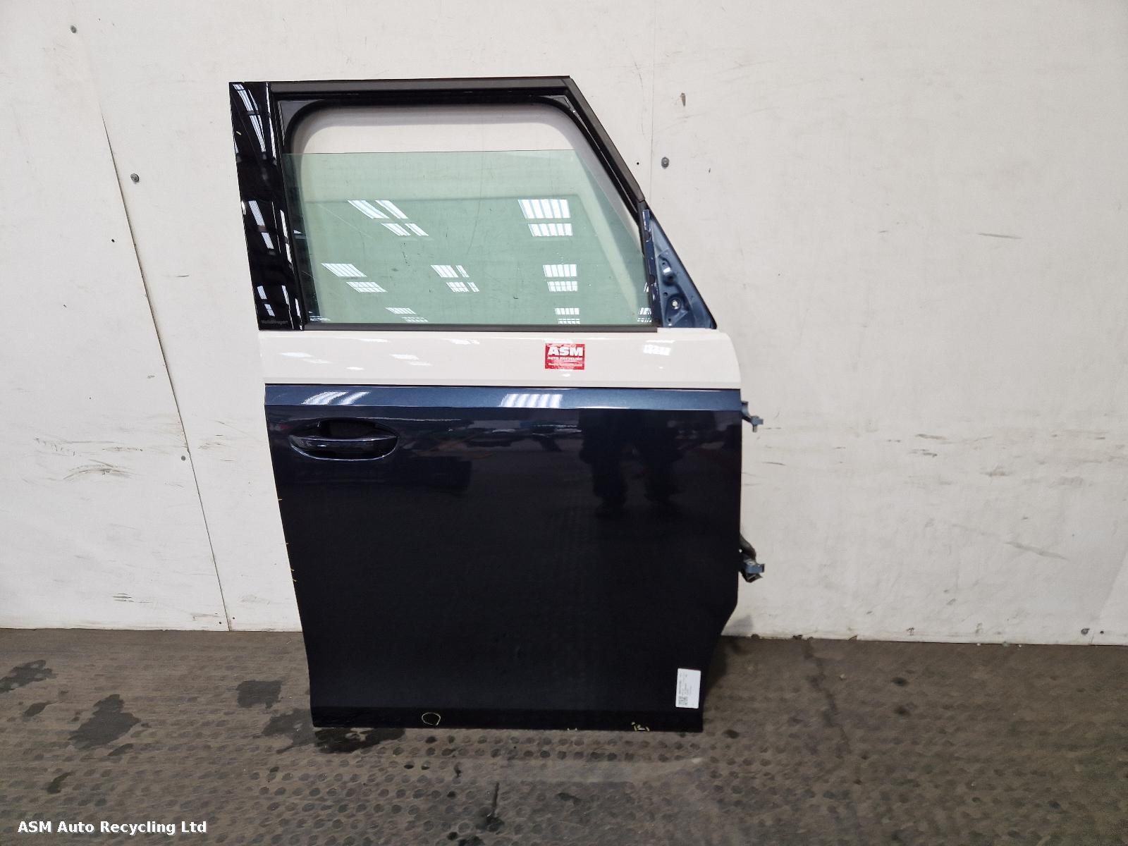View Auto part R Front Door Volkswagen Id Buzz 2024