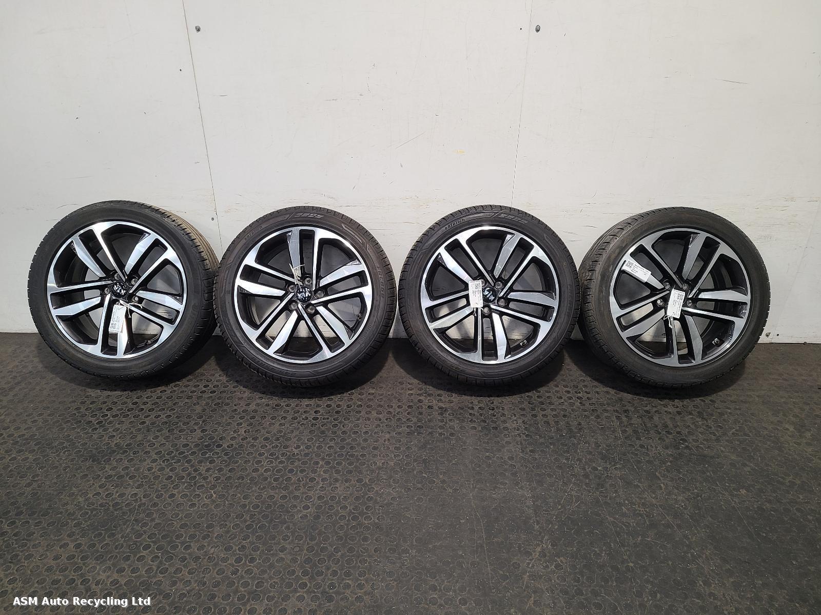 View Auto part Wheel Set Kia Sportage 2020