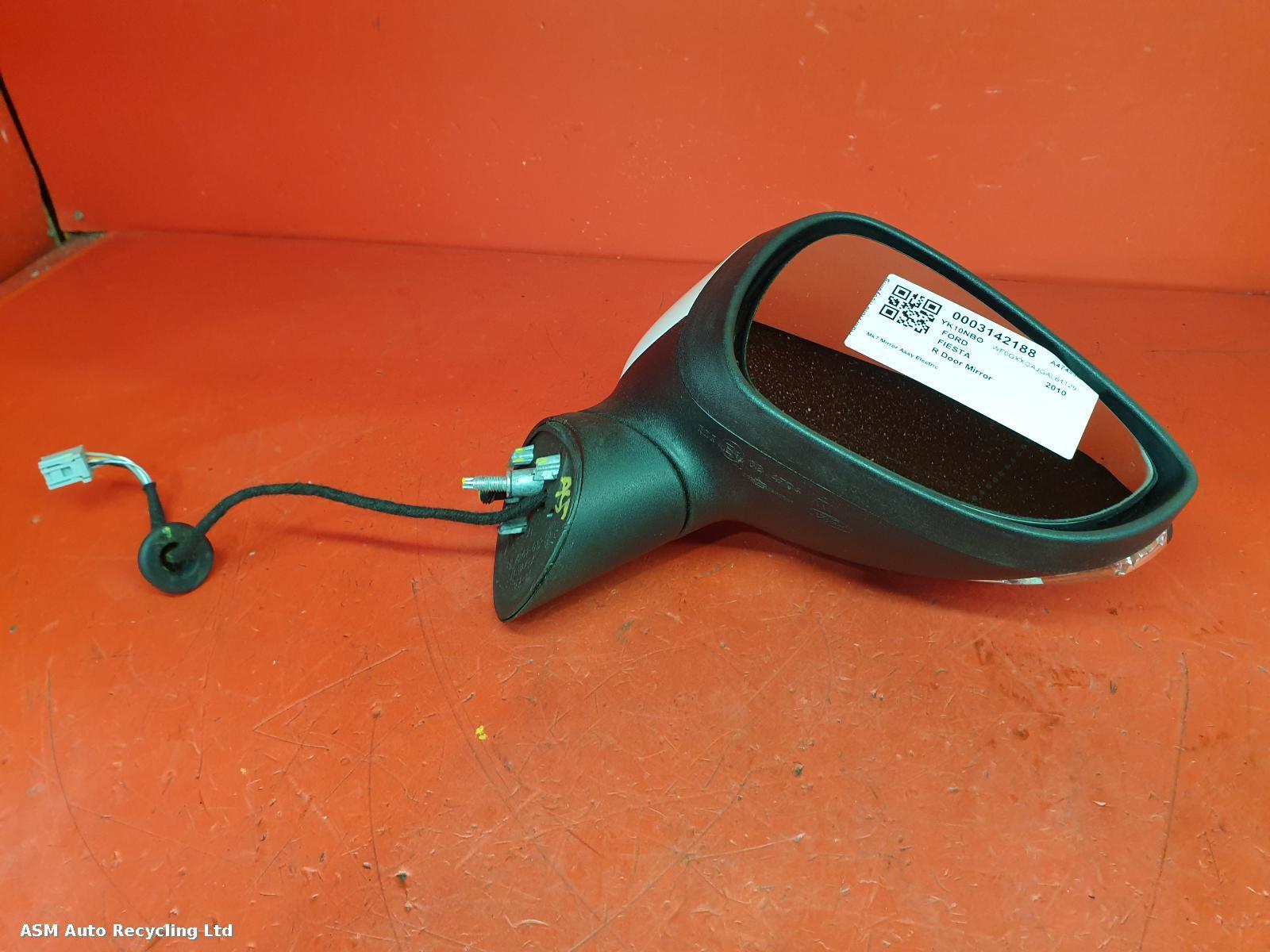 View Auto part R Door Mirror Ford Fiesta 2010