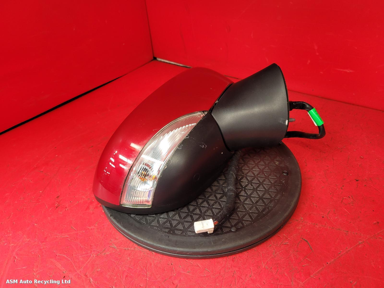 View Auto part R Door Mirror Nissan Micra 2018