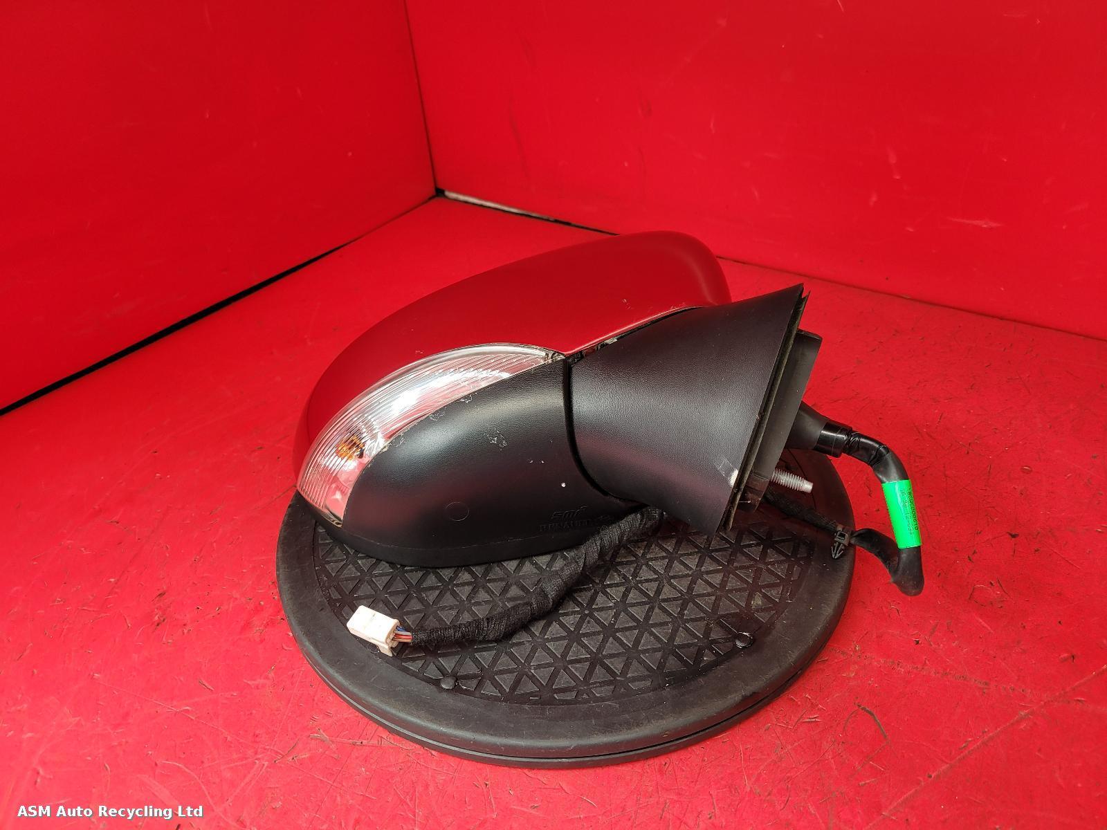 View Auto part R Door Mirror Nissan Micra 2018