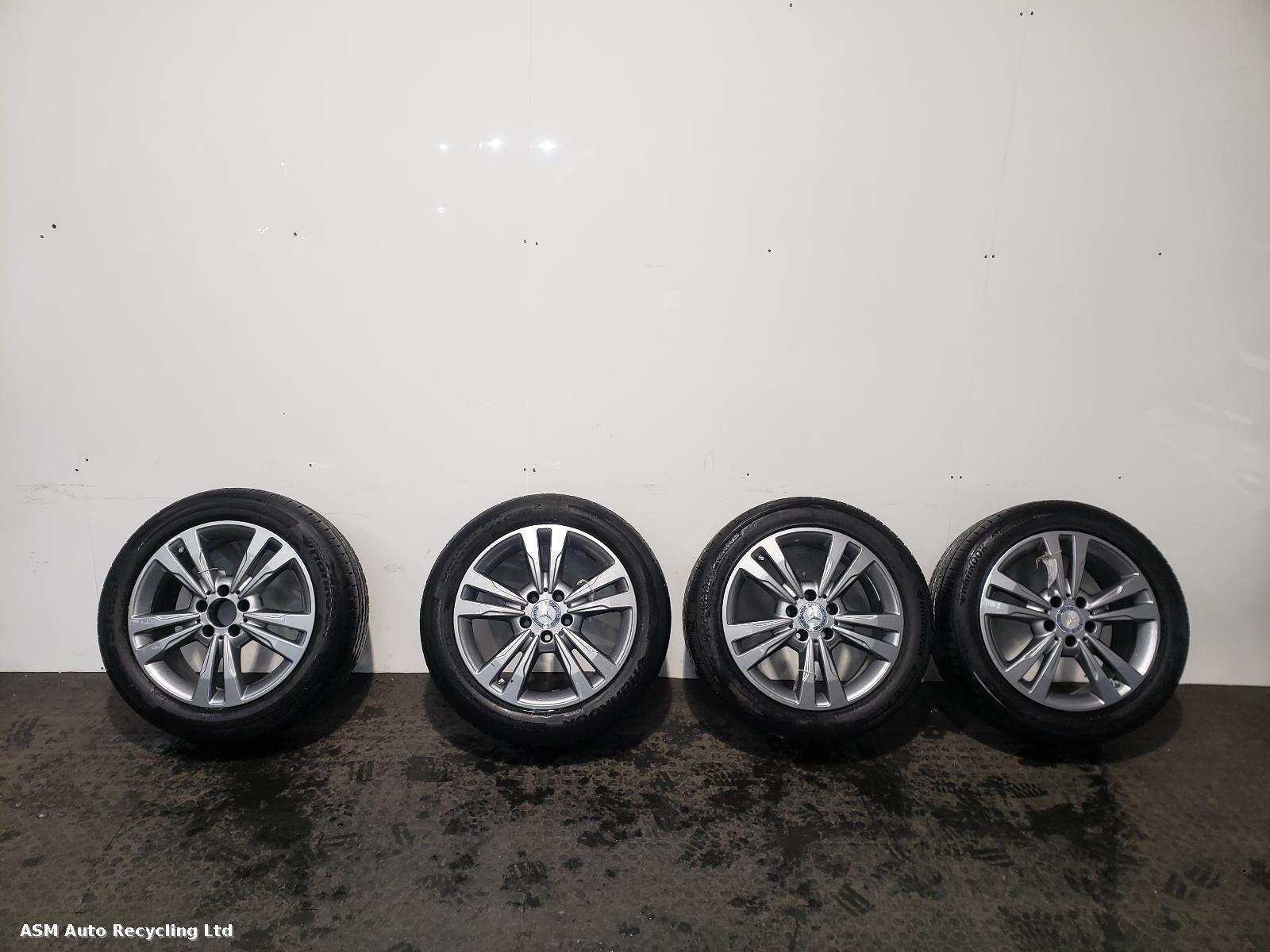 View Auto part Wheel Set Mercedes E Class 2015