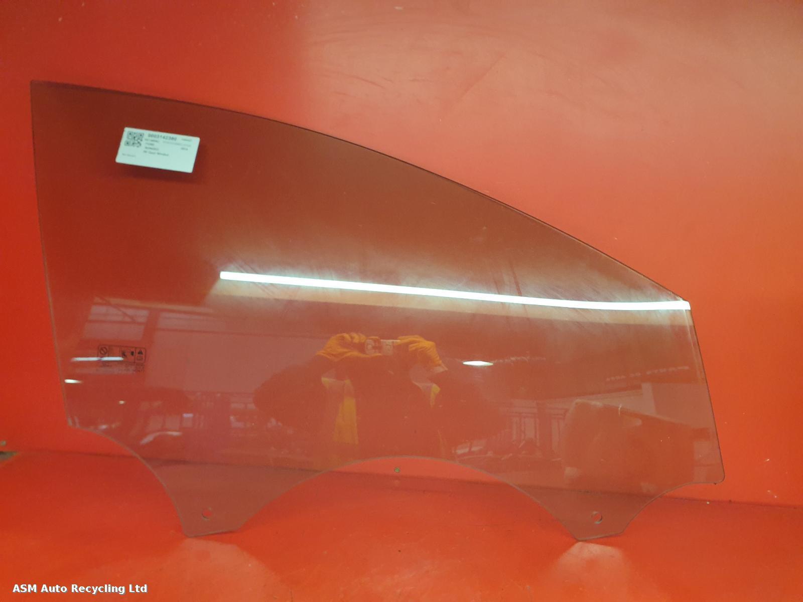 View Auto part RF Door Window Ford Mondeo 2014