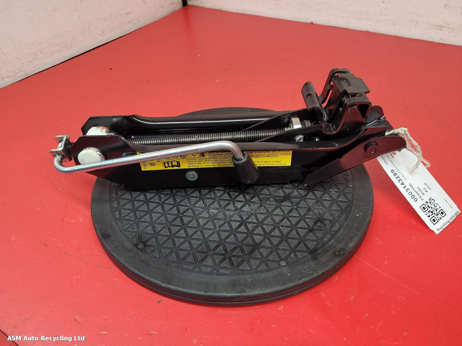 View Auto part Jack Audi A3 2008