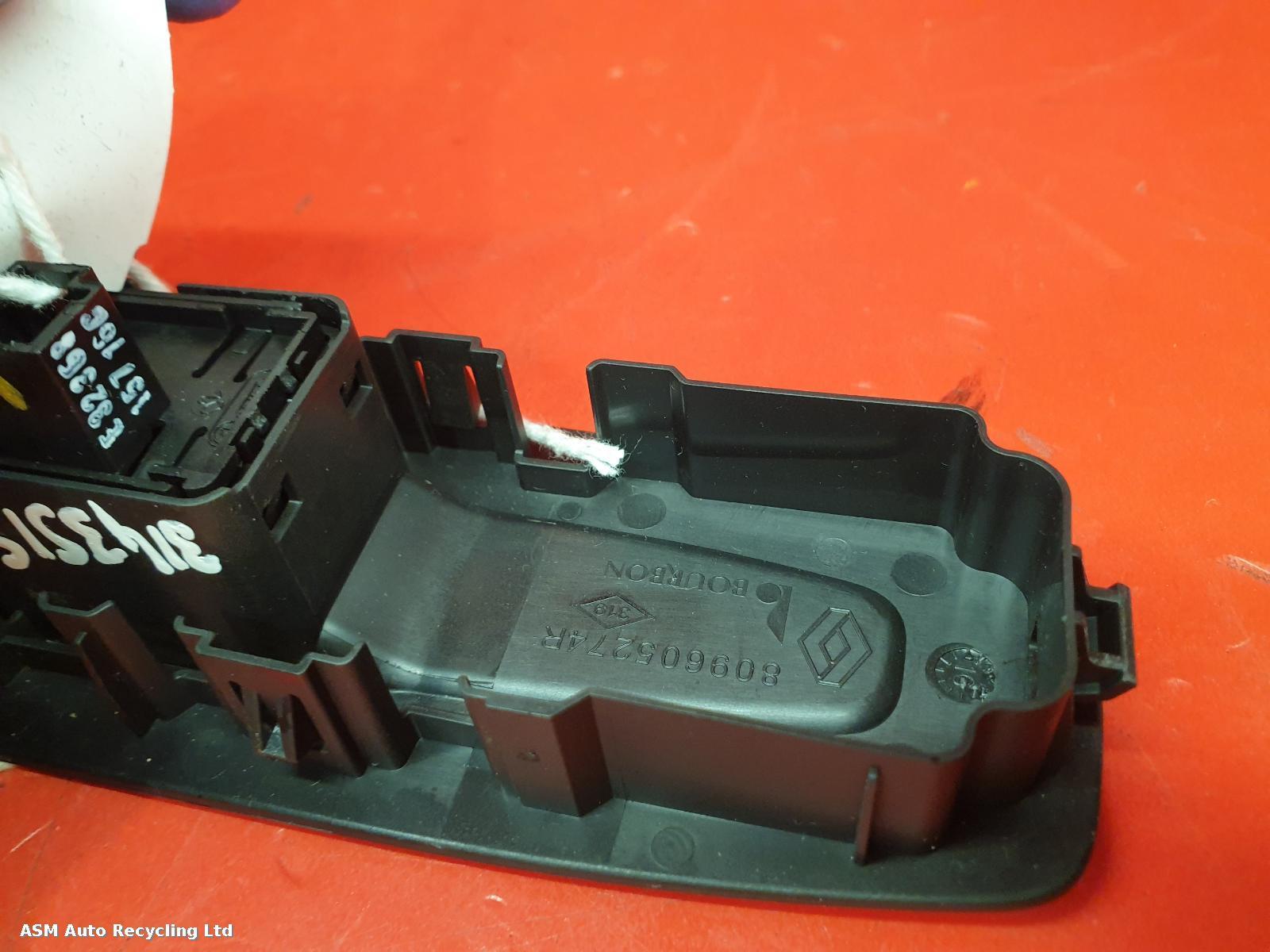 View Auto part Elect. Window Switch Renault Megane 2016