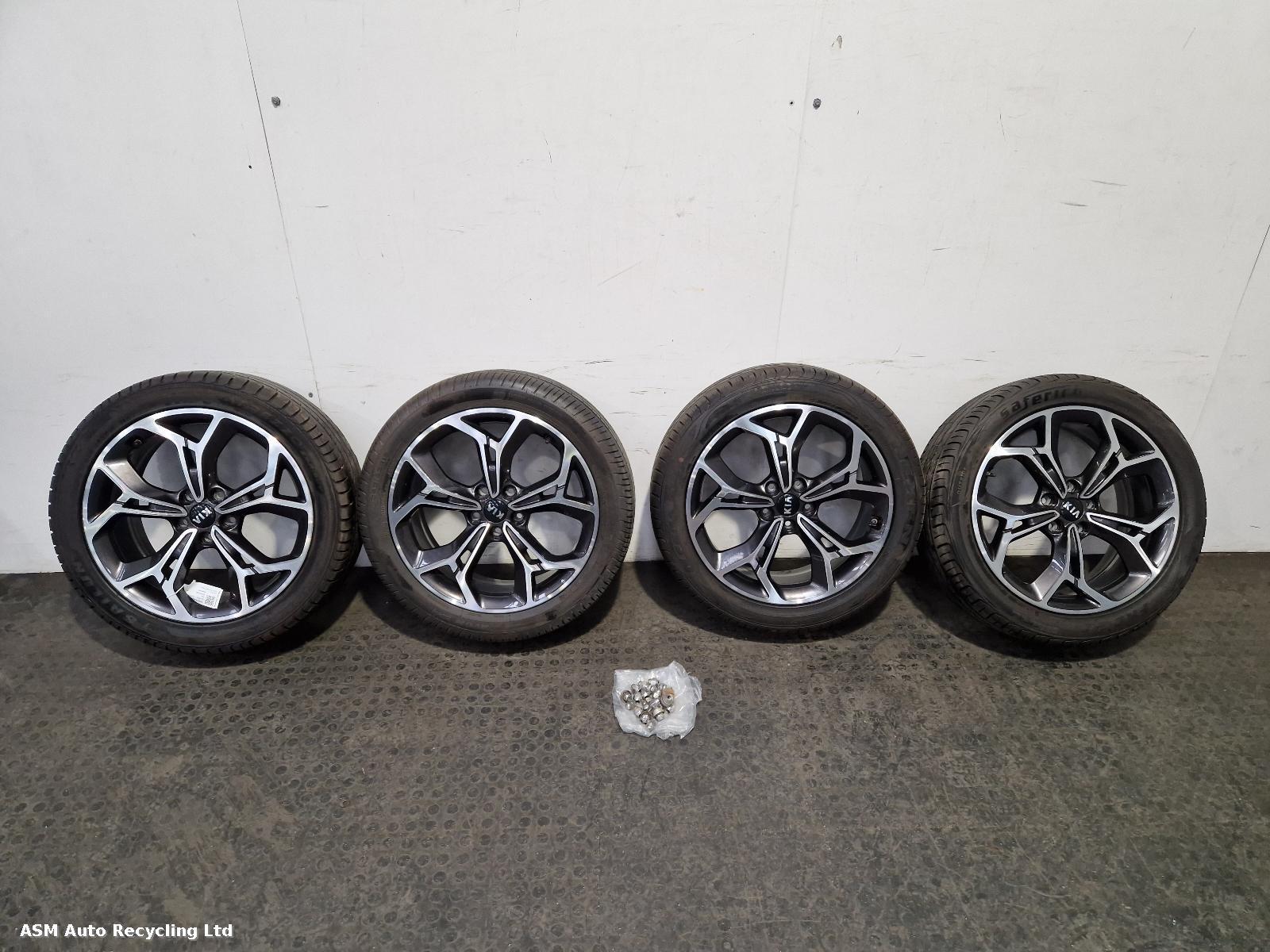 View Auto part Wheel Set Kia Sportage 2021