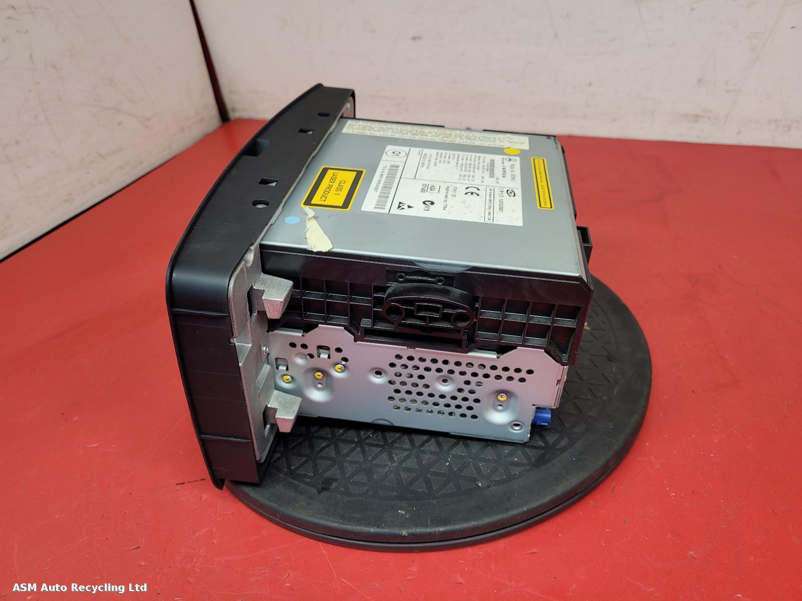 View Auto part A/V Equipment Mercedes M Class 2009