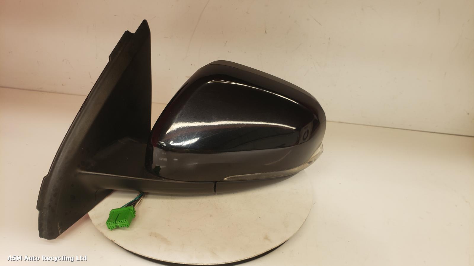View Auto part L Door Mirror Volvo V60 2011