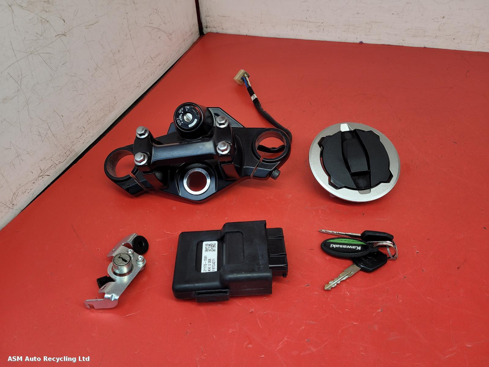View Auto part Comp.Lock Set + Keys Kawasaki Br 125 2024