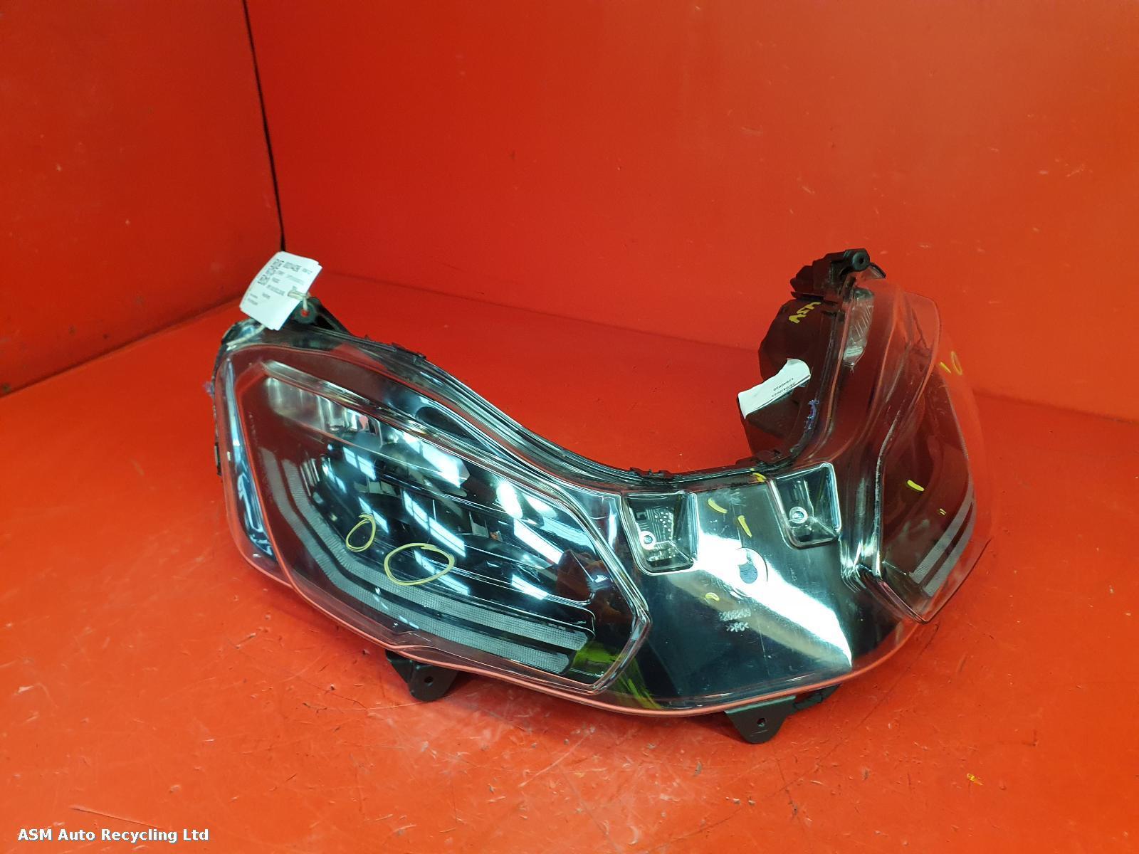 View Auto part Headlamp Piaggio Mp3 530 Exclusive 2024